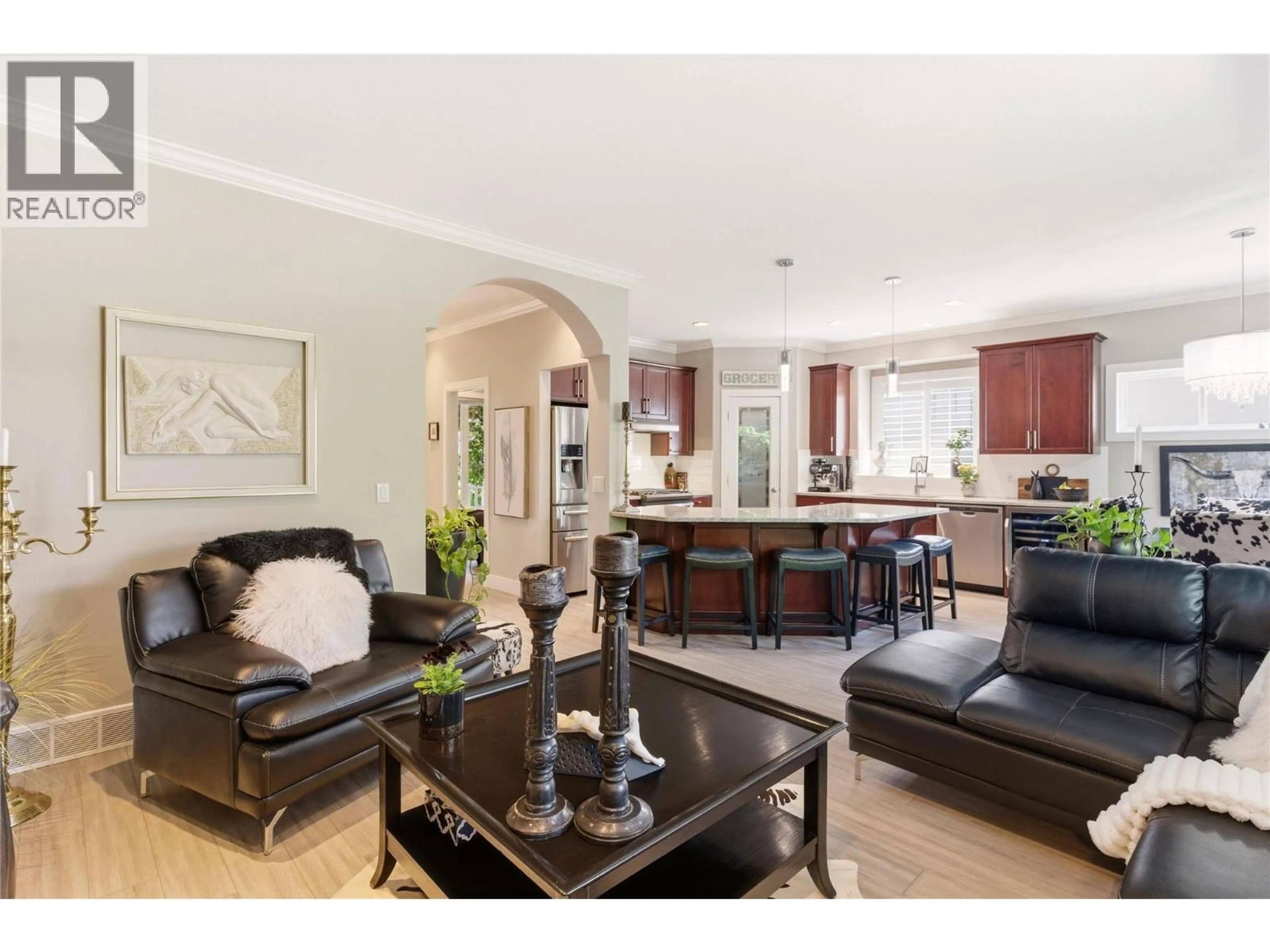 Living room with furniture, unknown for 436 - 665 COOK ROAD, Kelowna British Columbia V1W4T4