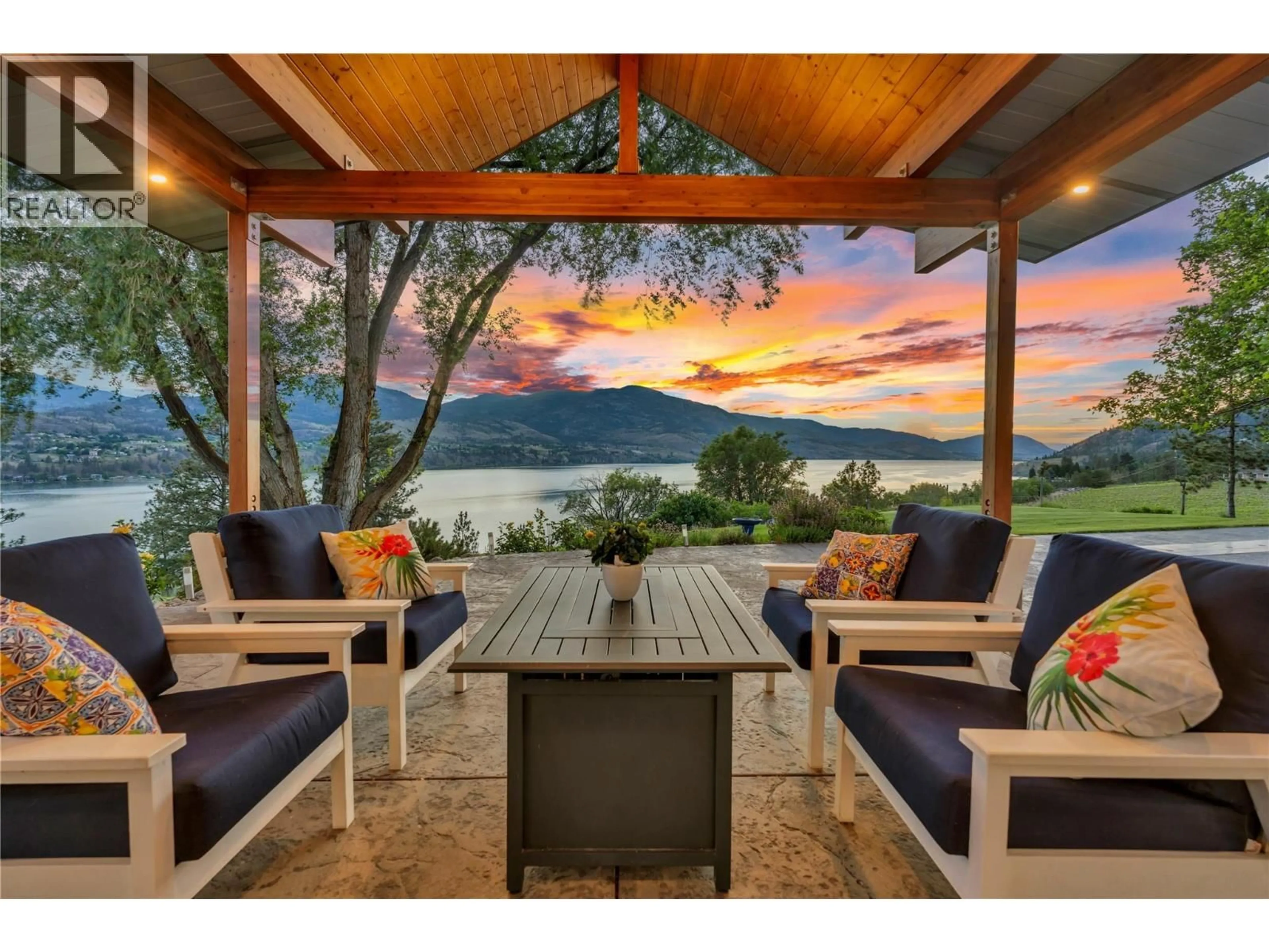 Patio, water/lake/river/ocean view for 320 PARSONS ROAD, Okanagan Falls British Columbia V0H1R3
