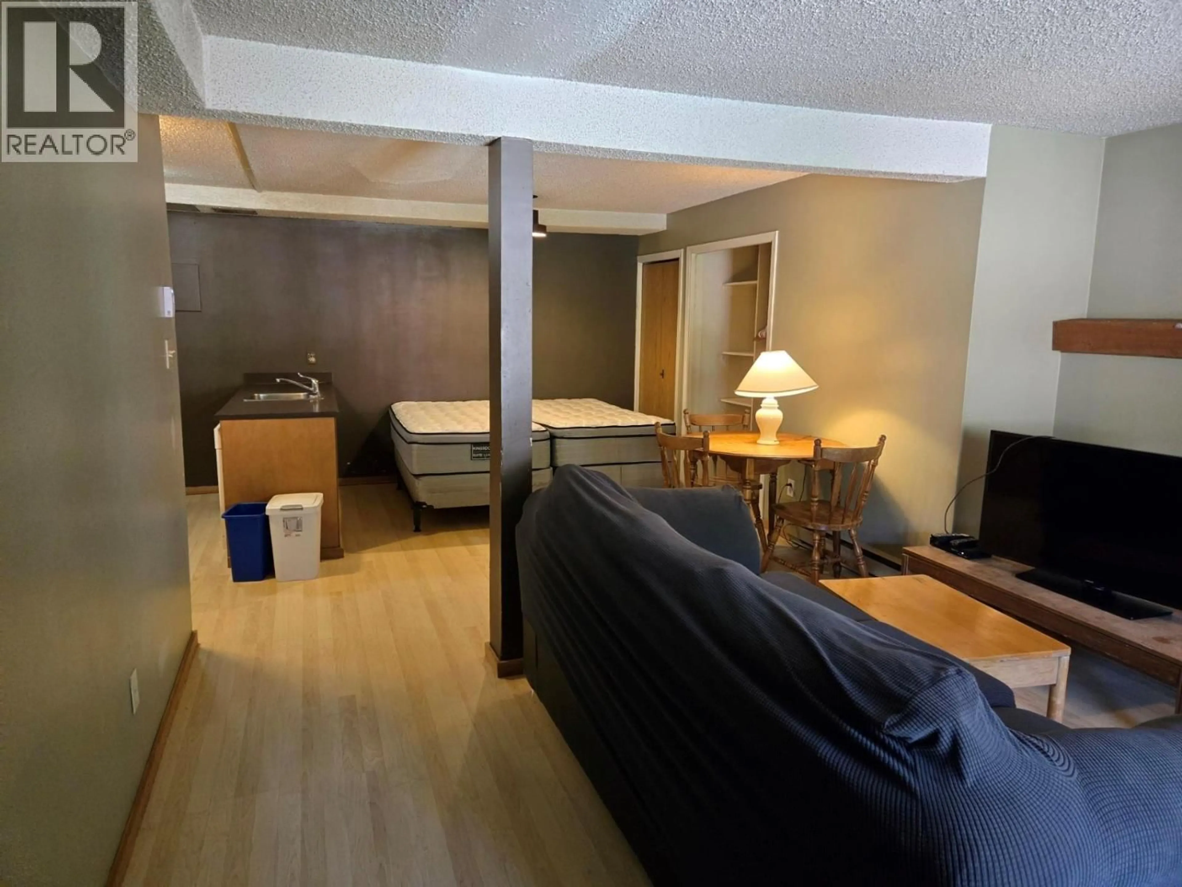 A pic of a room for 506 - 2030 PANORAMA DRIVE, Panorama British Columbia V0A1T0