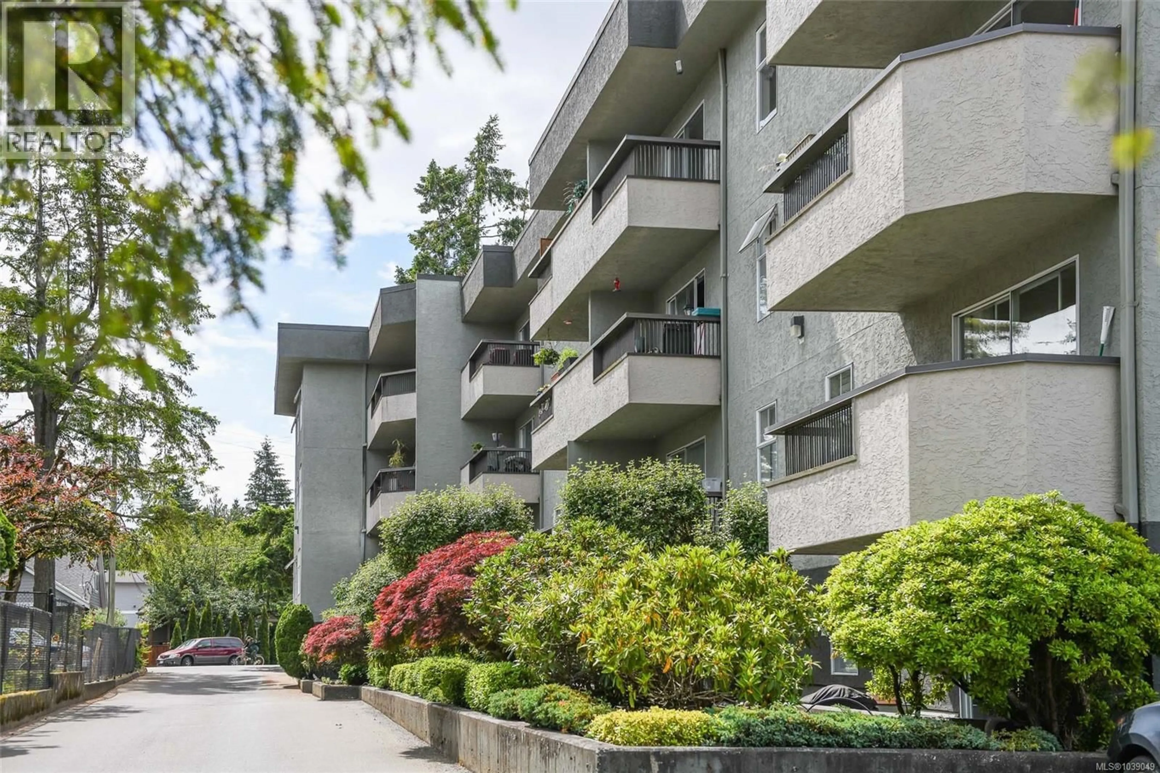Patio, street for 409 - 1045 CUMBERLAND ROAD, Courtenay British Columbia V9N2E7