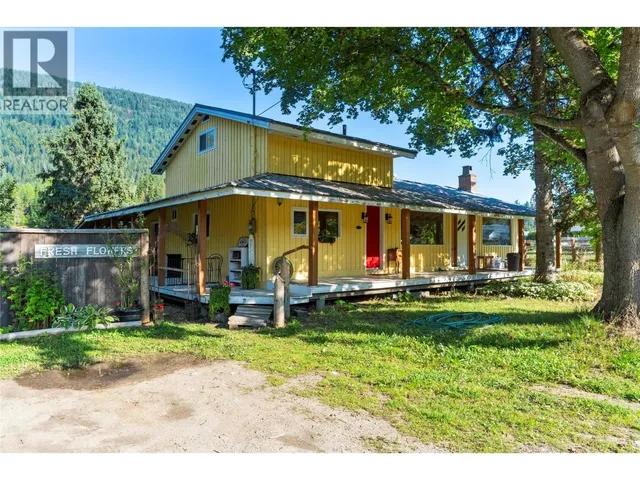 3590 50 STREET NORTHEAST, Salmon Arm 2