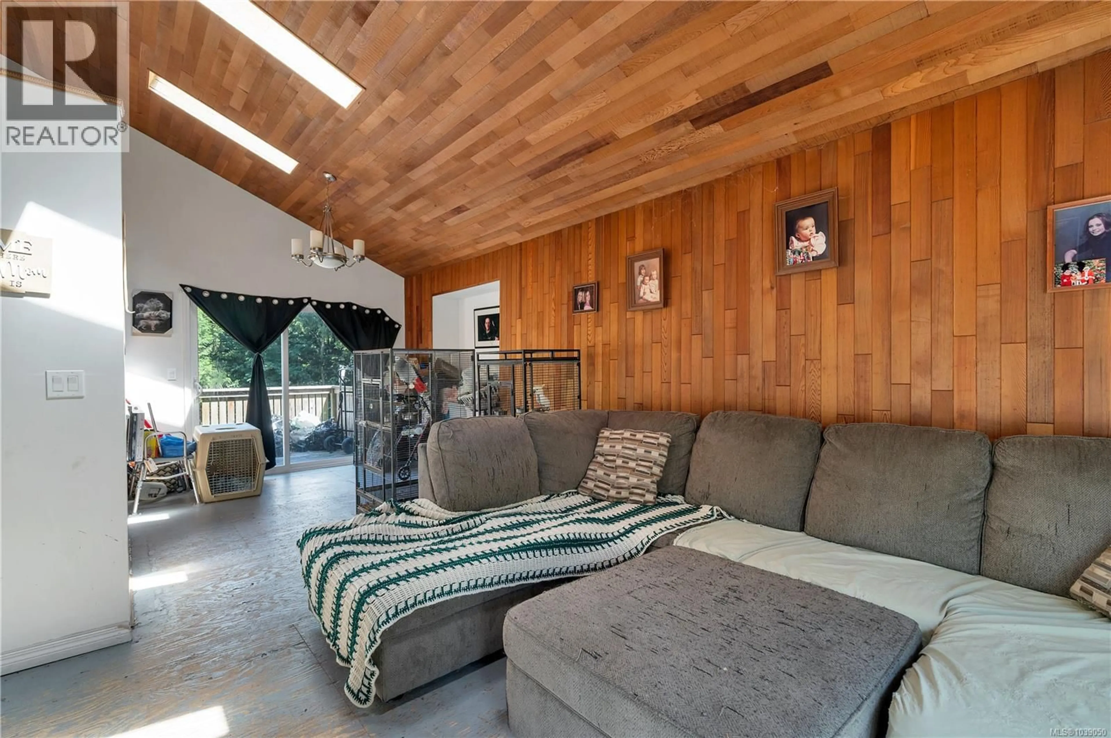 Living room with furniture, unknown for 1376 HOOLEY ROAD, Quadra Island British Columbia V0P1N0