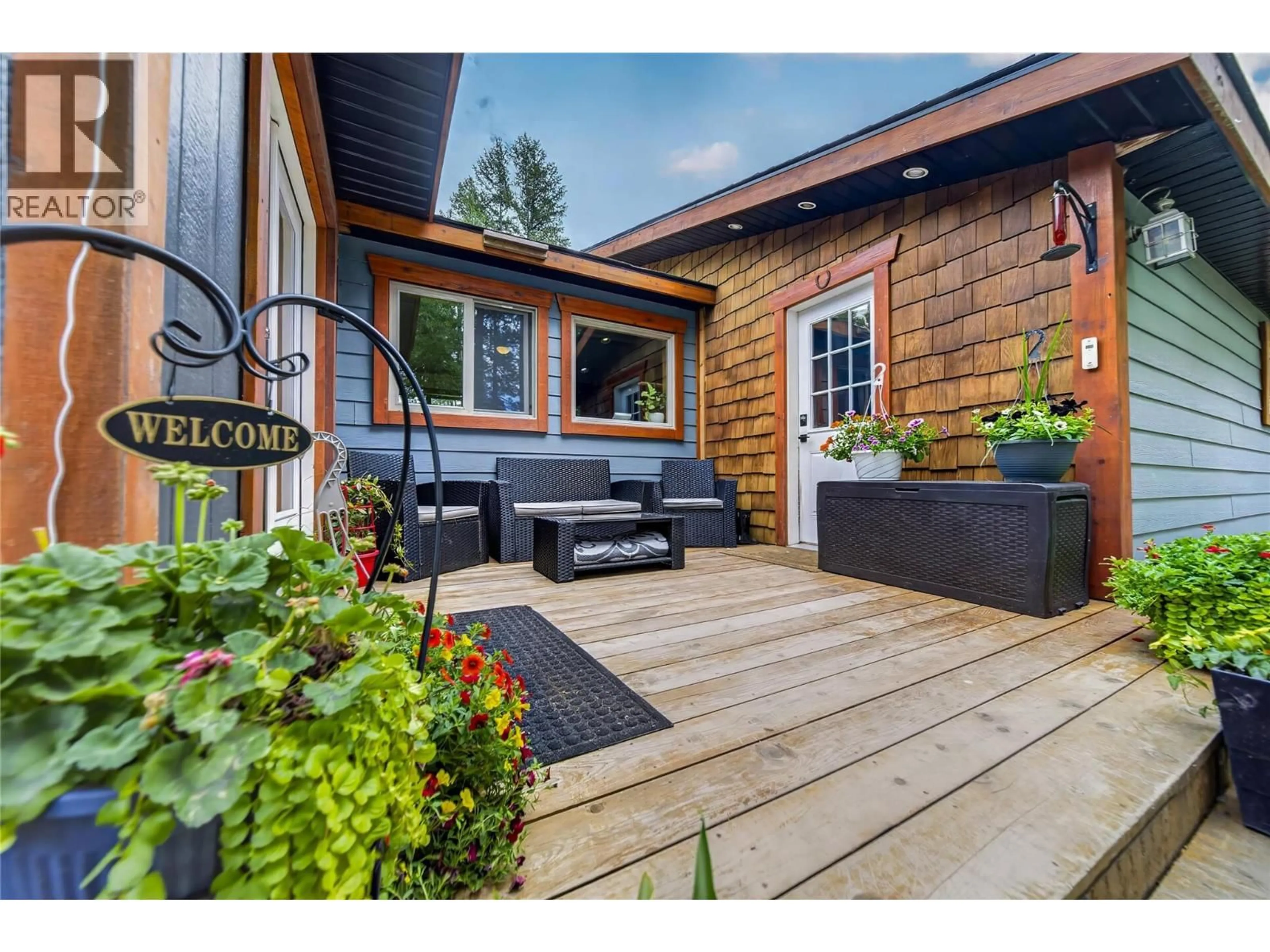Patio, street for 3675 EDWARDS ROAD, Baynes Lake British Columbia V0B1T4