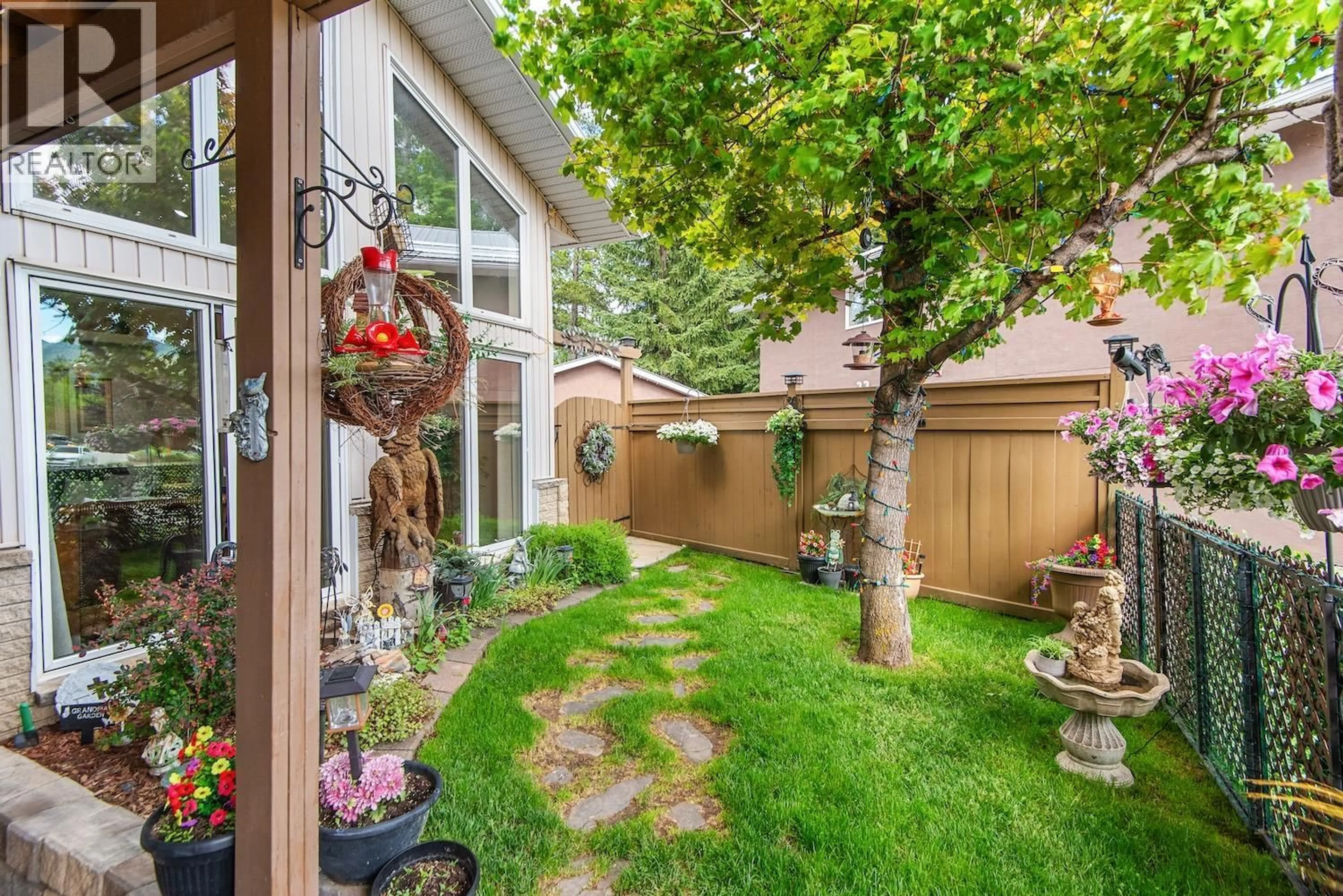Patio, street for 1313 CYPRESS PLACE, Sparwood British Columbia V0B2G2