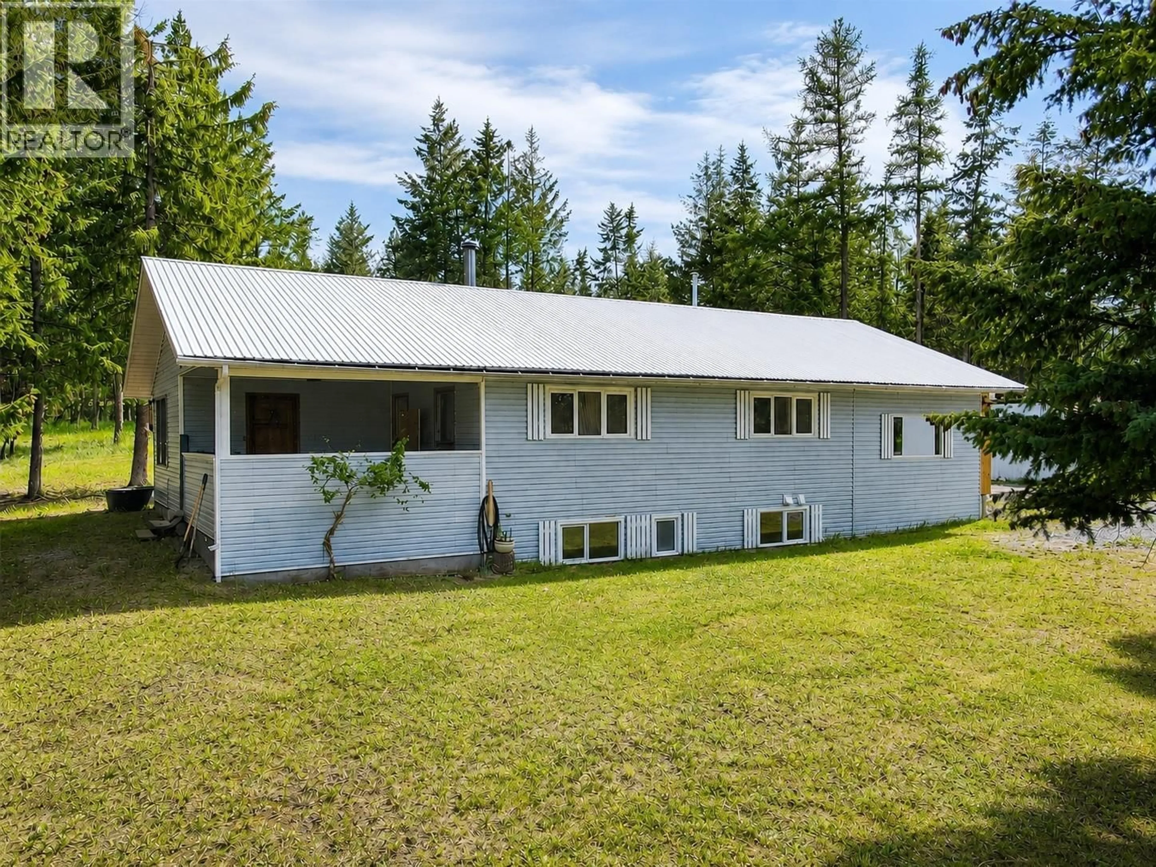 A pic from outside/outdoor area/front of a property/back of a property/a pic from drone, unknown for 3601 49TH STREET SOUTH, Cranbrook British Columbia V1C7M1