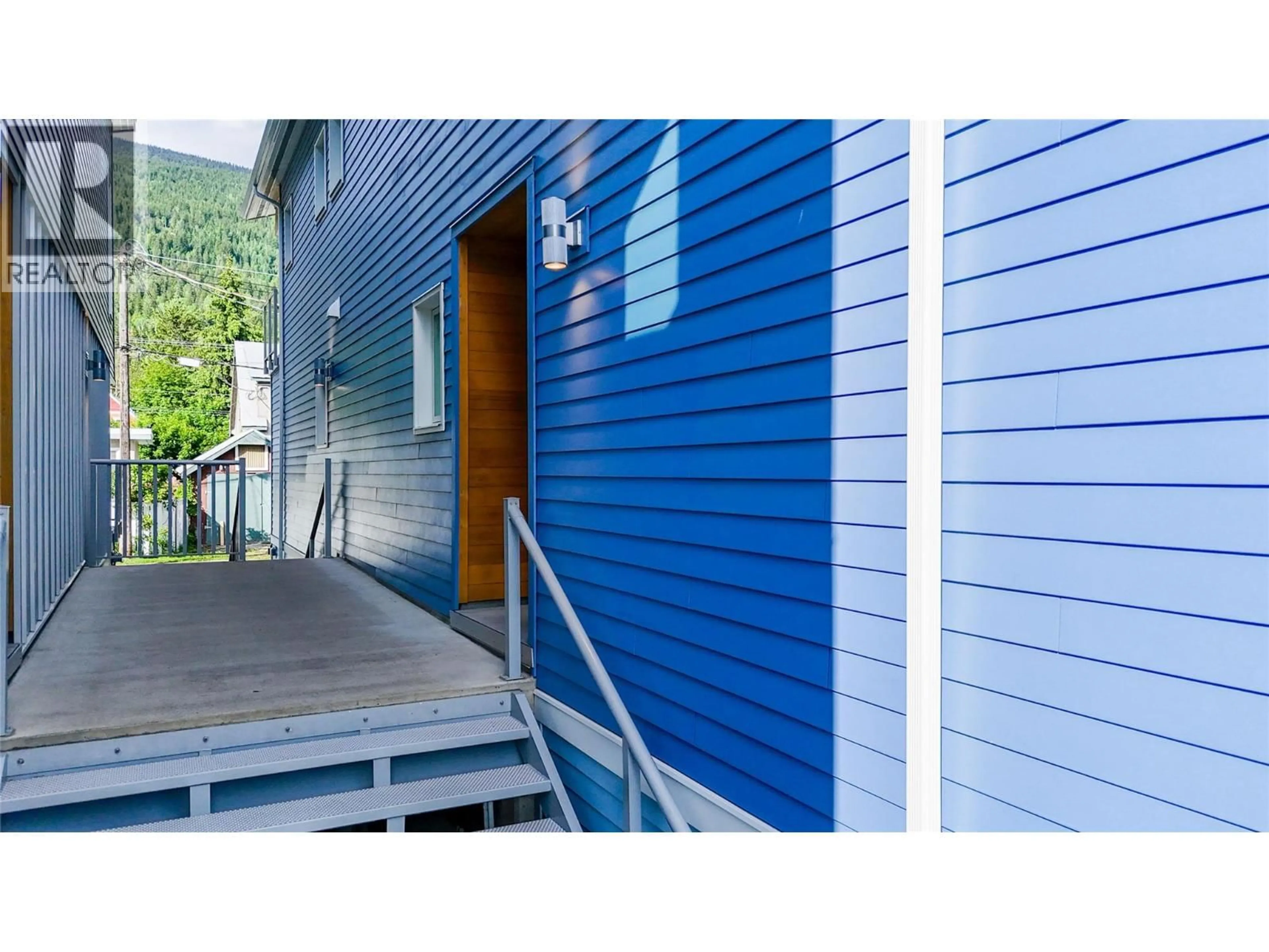 Unknown for 408 FOURTH STREET WEST, Revelstoke British Columbia V0E2S0