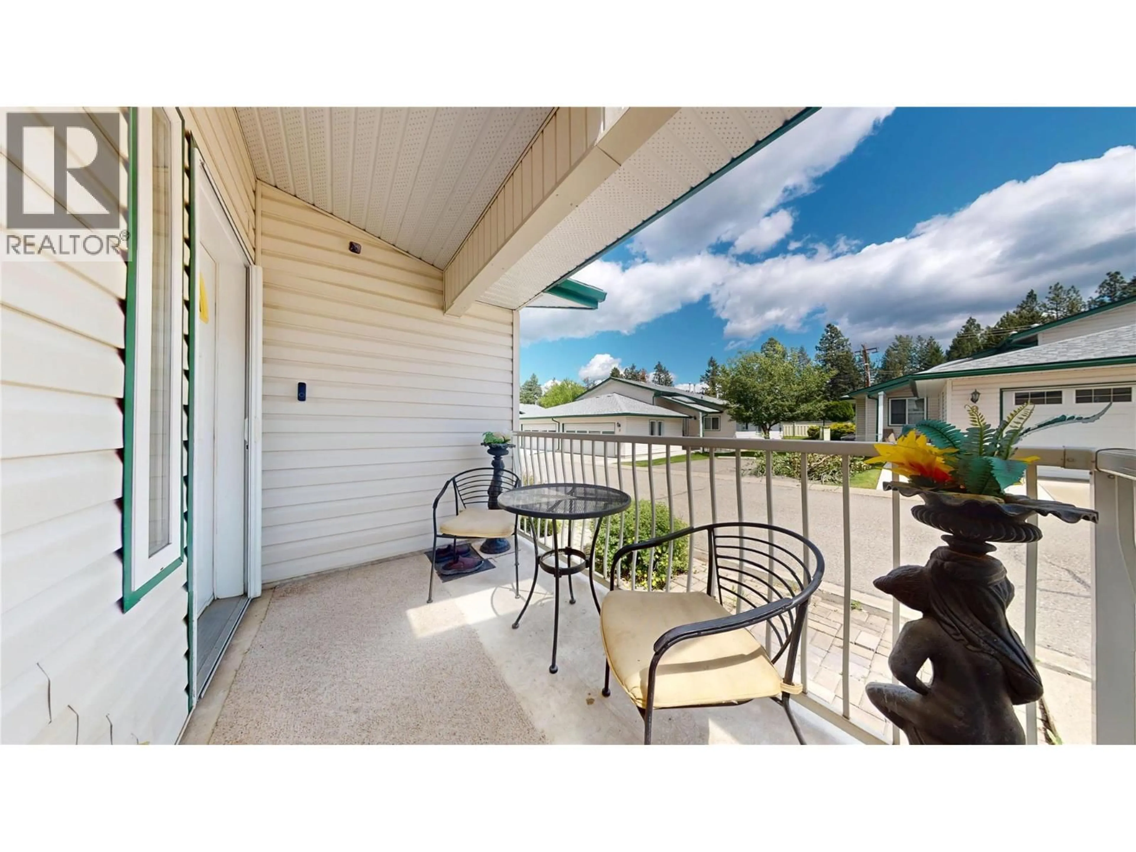 Patio, water/lake/river/ocean view for 15 - 2375 1ST STREET SOUTH, Cranbrook British Columbia V1C6J7