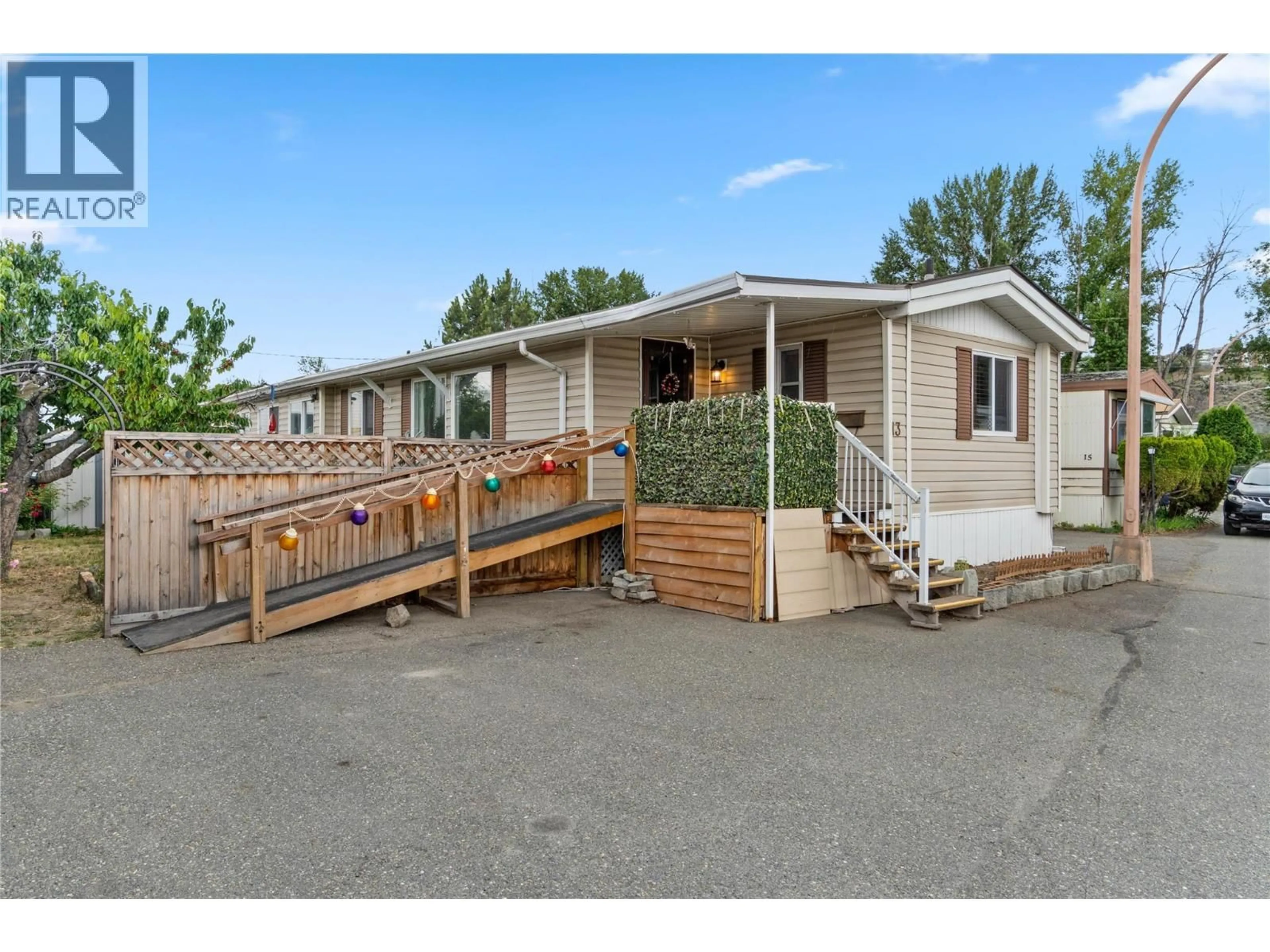 Home with vinyl exterior material, unknown for 13M - 13 MARS DRIVE, Kamloops British Columbia V2B1B3