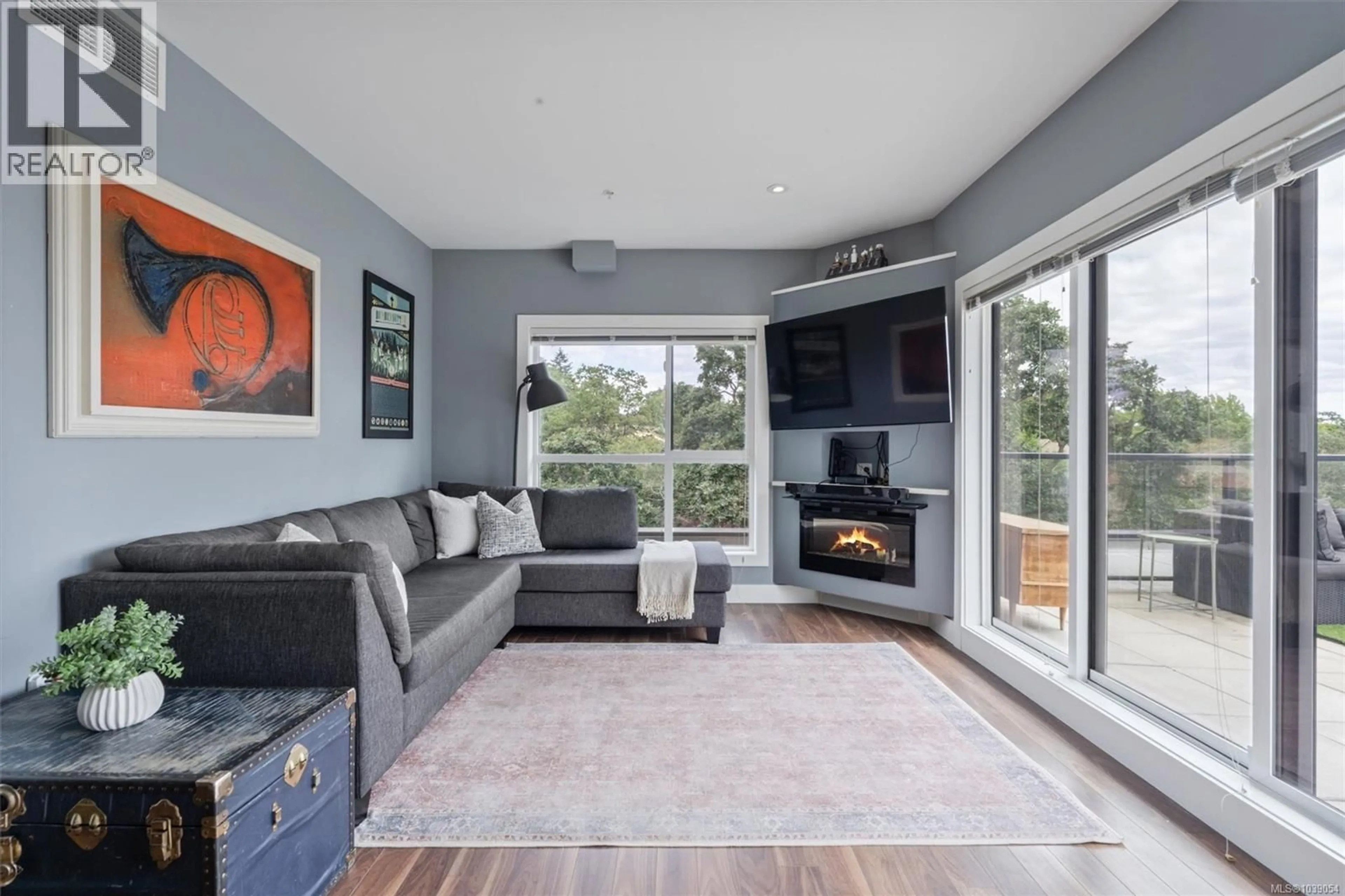 Living room with furniture, unknown for 503 - 742 TRAVINO LANE, Saanich British Columbia V8Z0E2