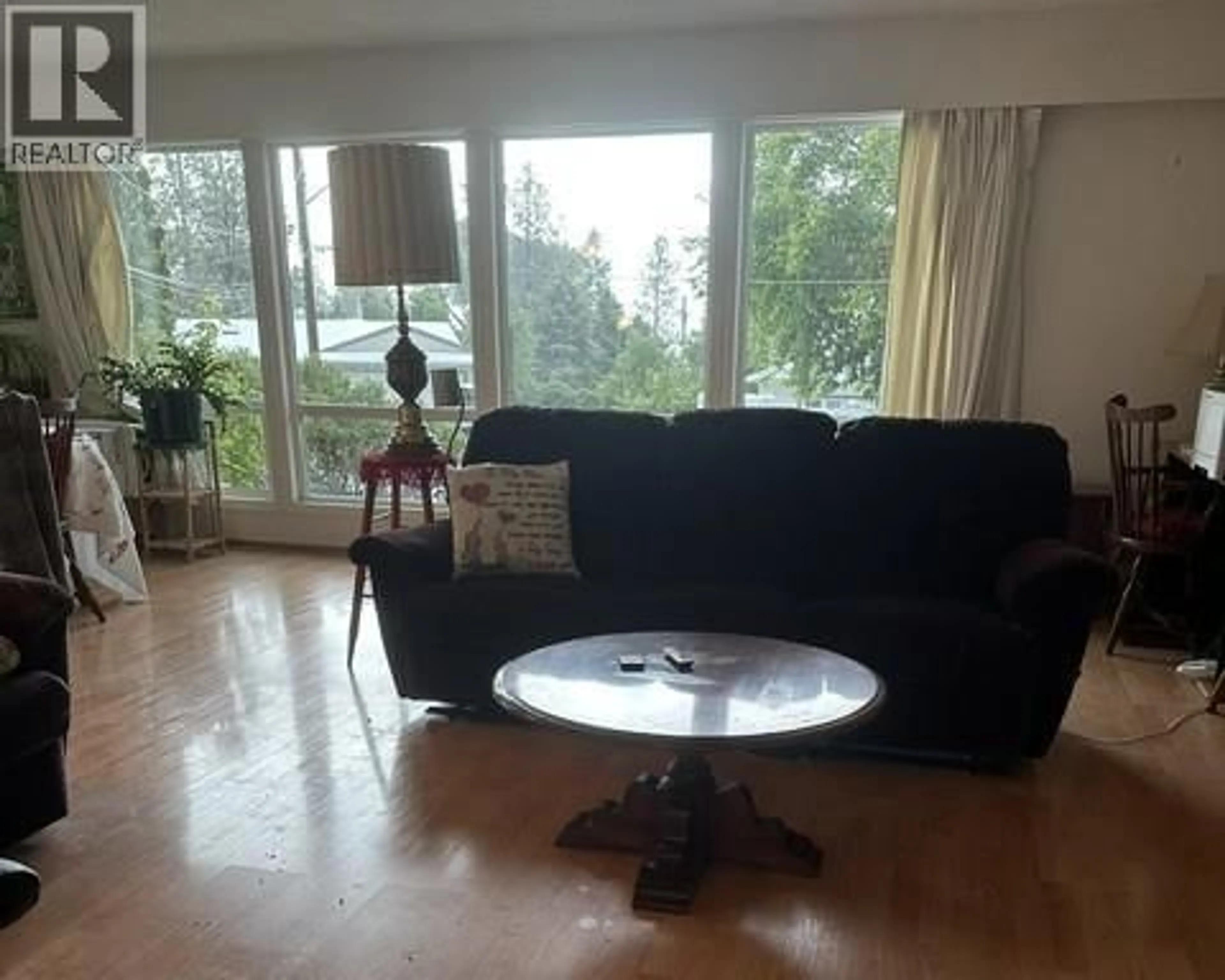 Living room with furniture, floor is not visible for 1951 GREAVES AVENUE, Merritt British Columbia V1K1J3