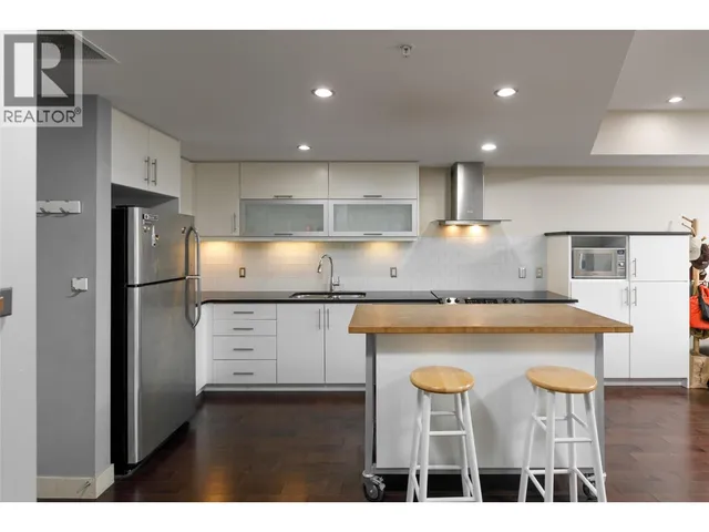 203 - 700 MARTIN AVENUE, Kelowna 5