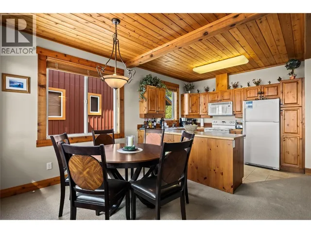 16 - 7650 PORCUPINE ROAD, Big White 5