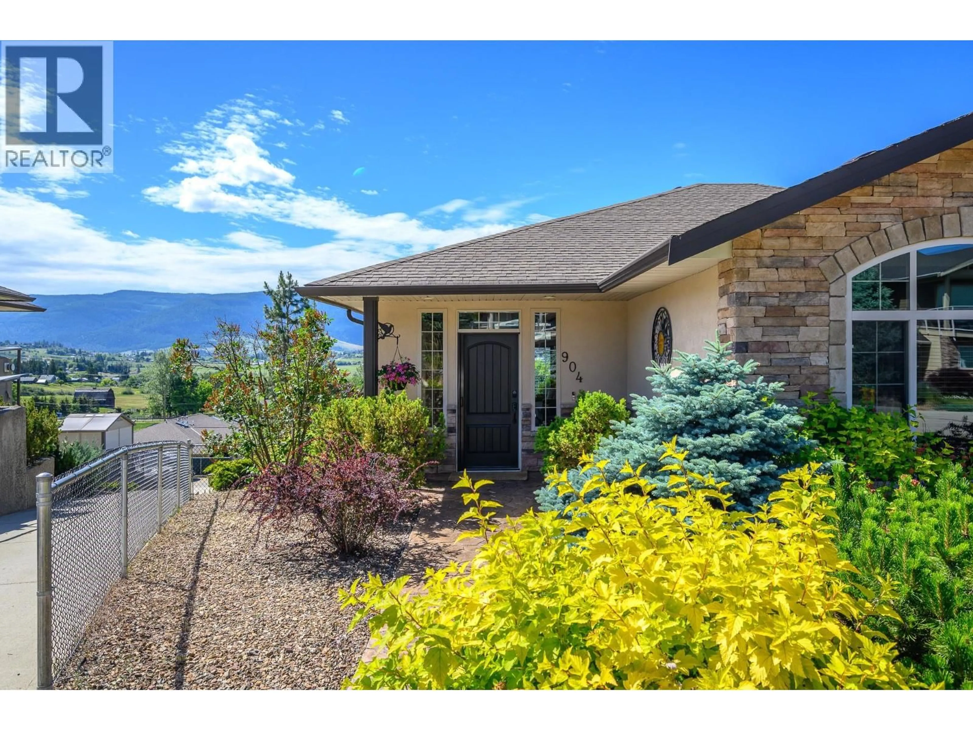 Unknown for 904 33 AVENUE, Vernon British Columbia V1T9V7