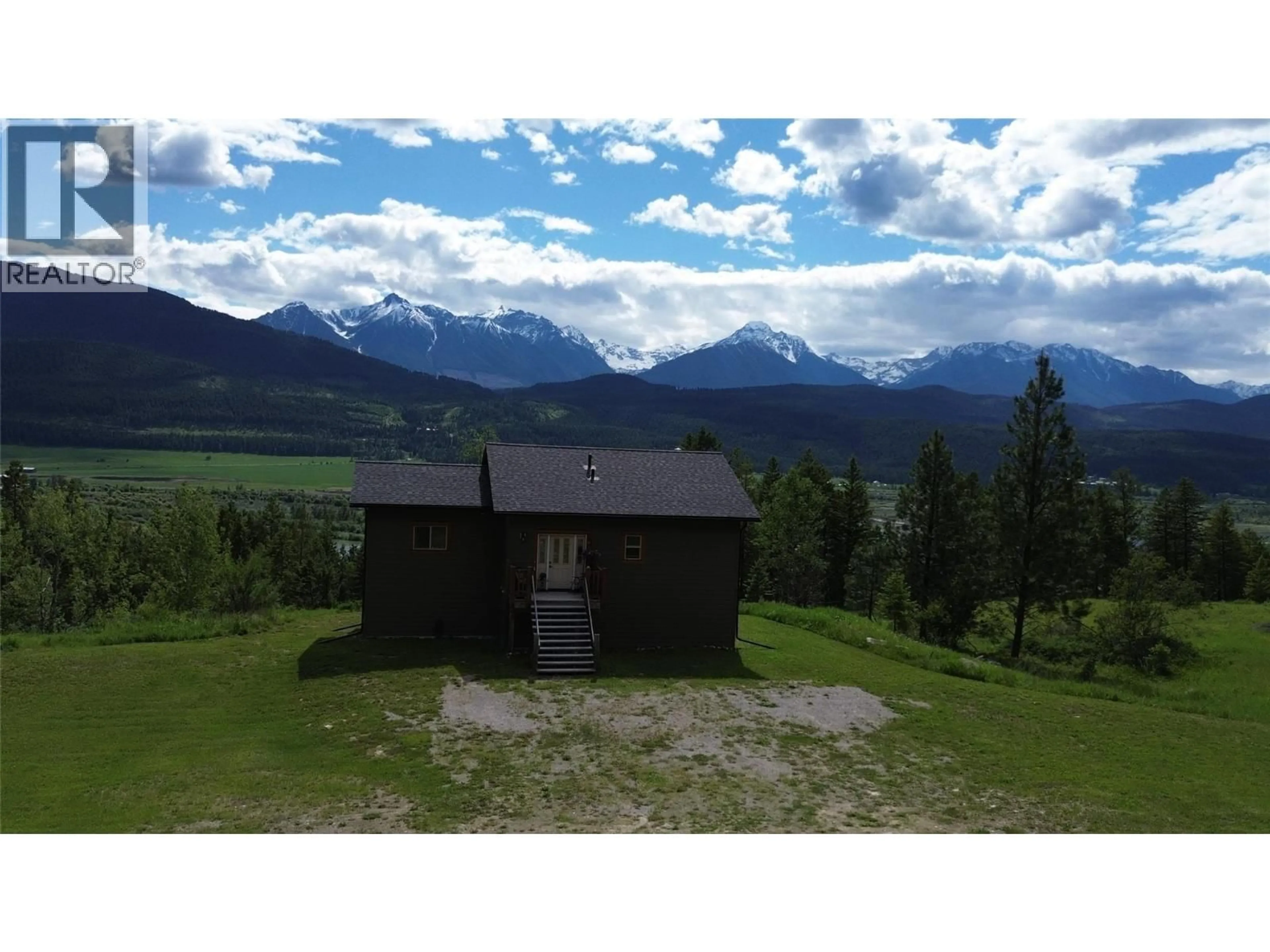 A pic from outside/outdoor area/front of a property/back of a property/a pic from drone, mountain view for 2660 95 HIGHWAY, Brisco British Columbia V0A1B0