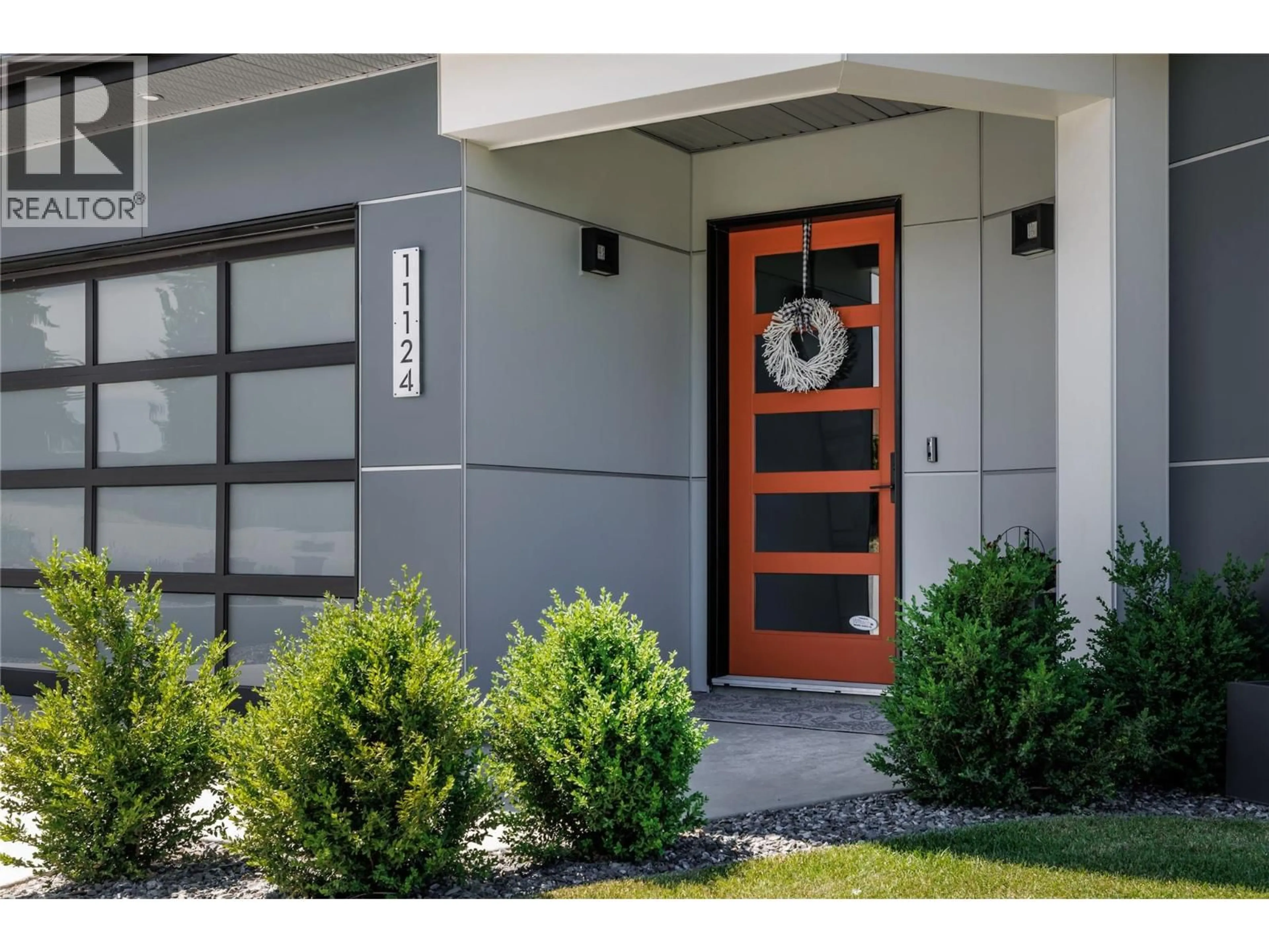 Indoor entryway for 11124 JARDINES ROAD, Lake Country British Columbia V4V1H5