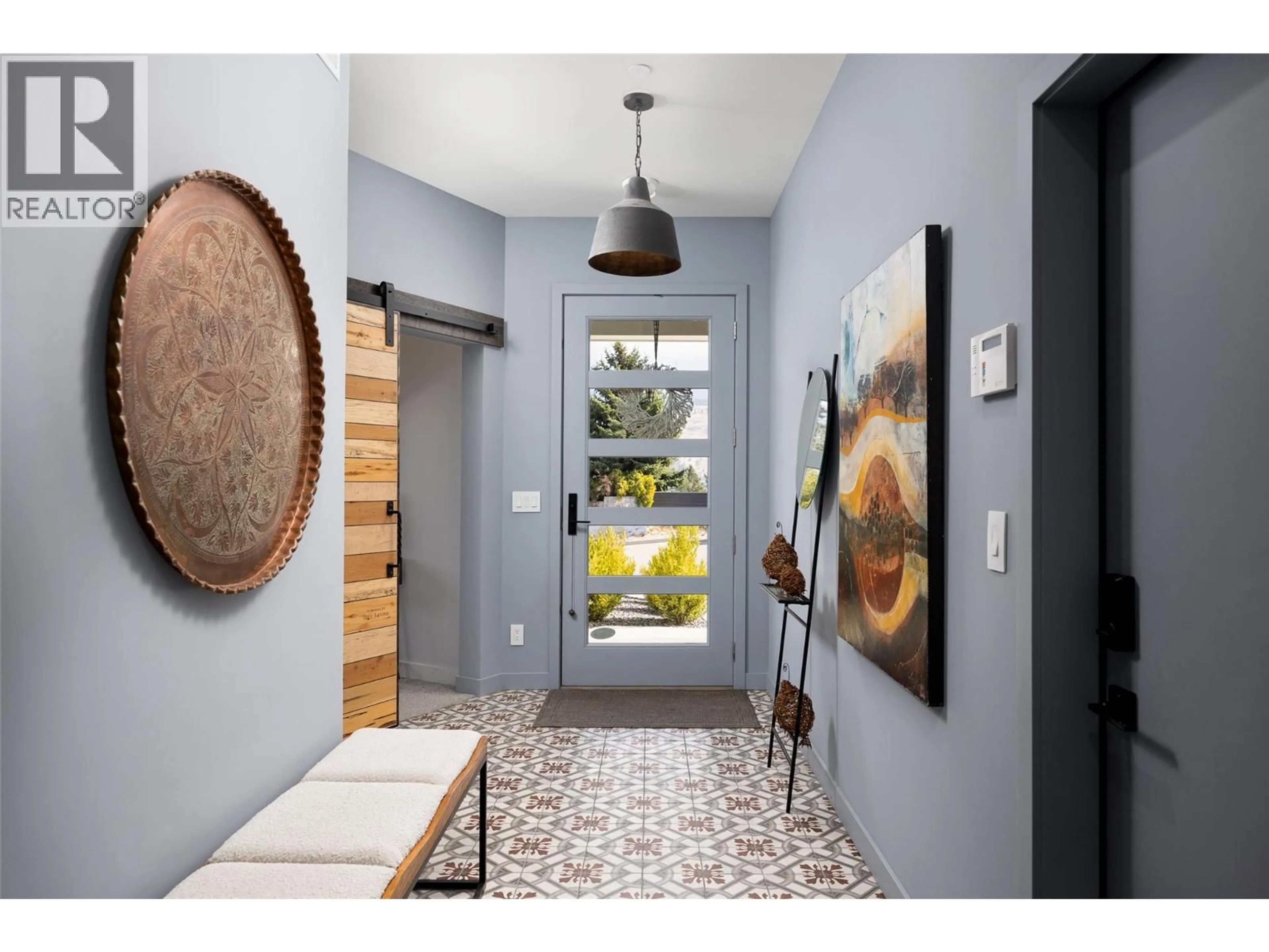 Indoor entryway for 11124 JARDINES ROAD, Lake Country British Columbia V4V1H5