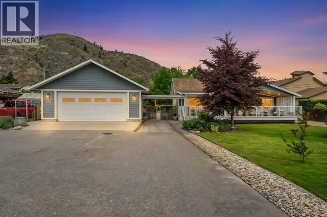 860 FAIRVIEW ROAD, Oliver 2