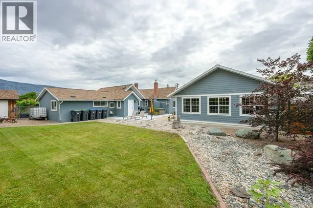 860 FAIRVIEW ROAD, Oliver 5