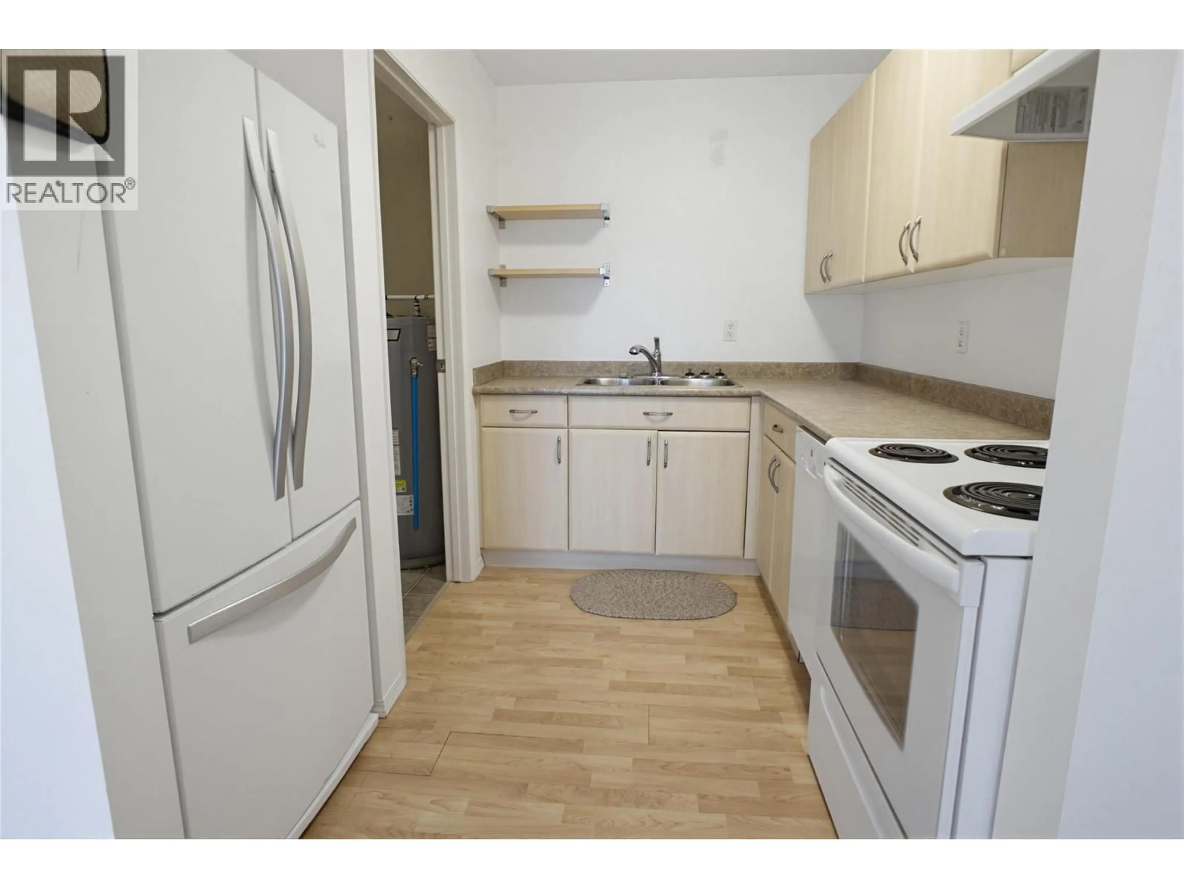 Standard kitchen, unknown for 20 - 1221 HUGH ALLAN DRIVE, Kamloops British Columbia V1S1M7