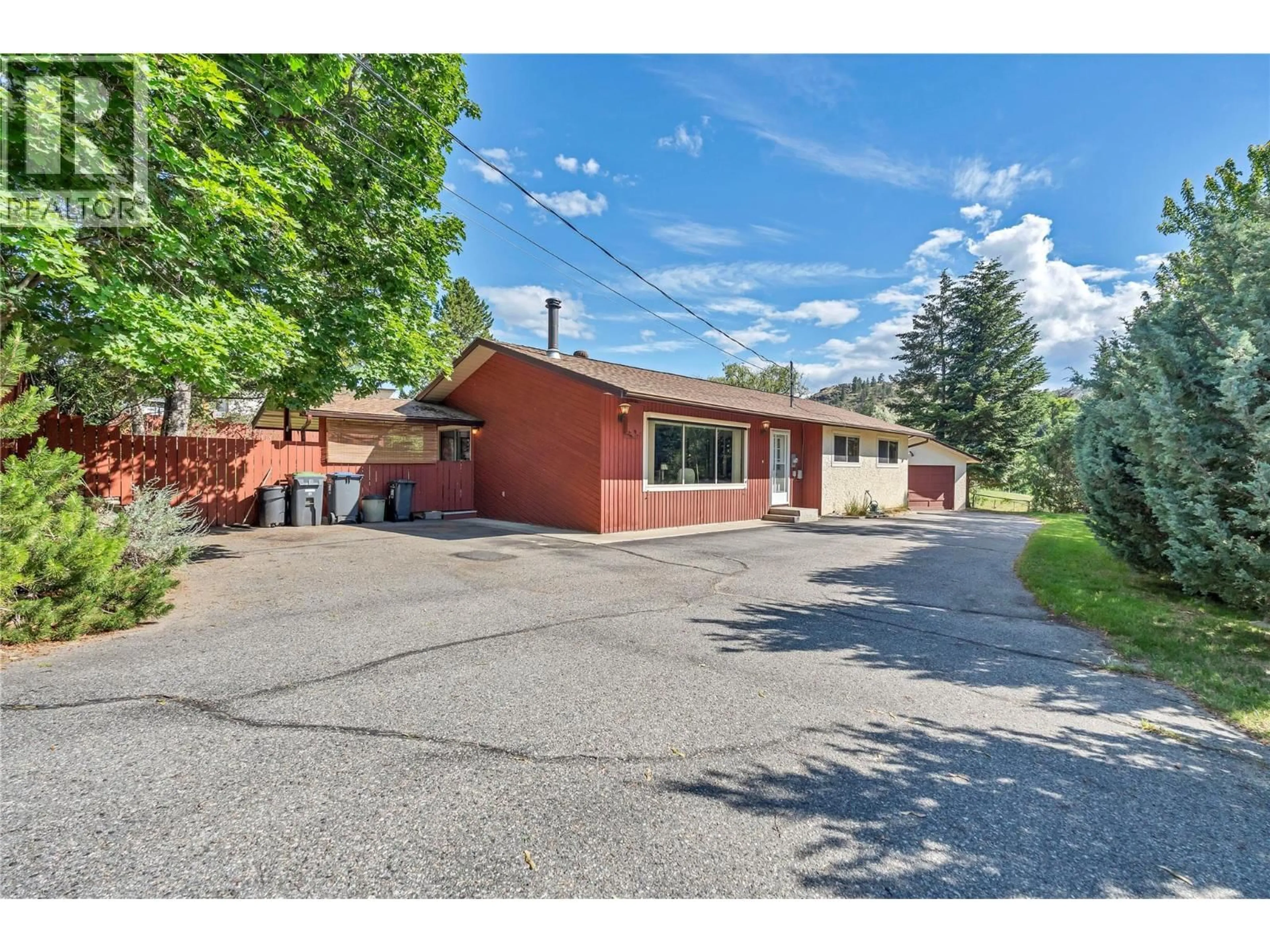 A pic from outside/outdoor area/front of a property/back of a property/a pic from drone, street for 152 ARLAYNE ROAD, Kaleden British Columbia V0H1K0
