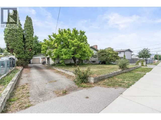 3706 24 AVENUE, Vernon 5