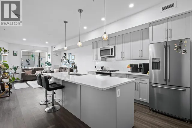 305 - 3630 MISSION SPRINGS DRIVE, Kelowna 2