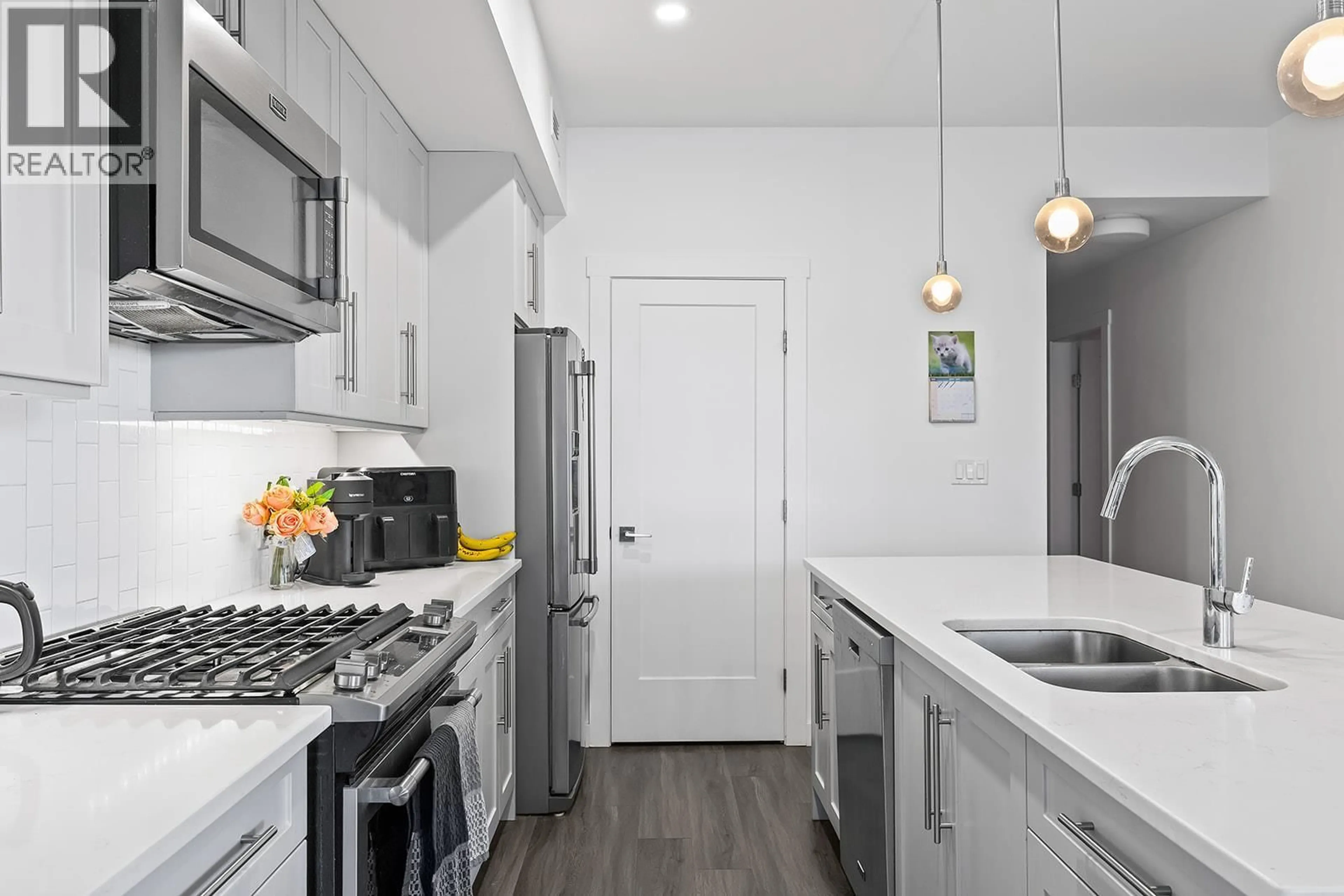 Unknown for 305 - 3630 MISSION SPRINGS DRIVE, Kelowna British Columbia V1W0B2