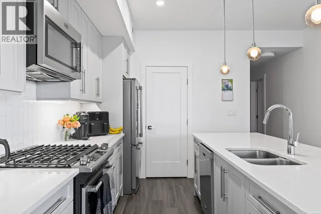 305 - 3630 MISSION SPRINGS DRIVE, Kelowna 4