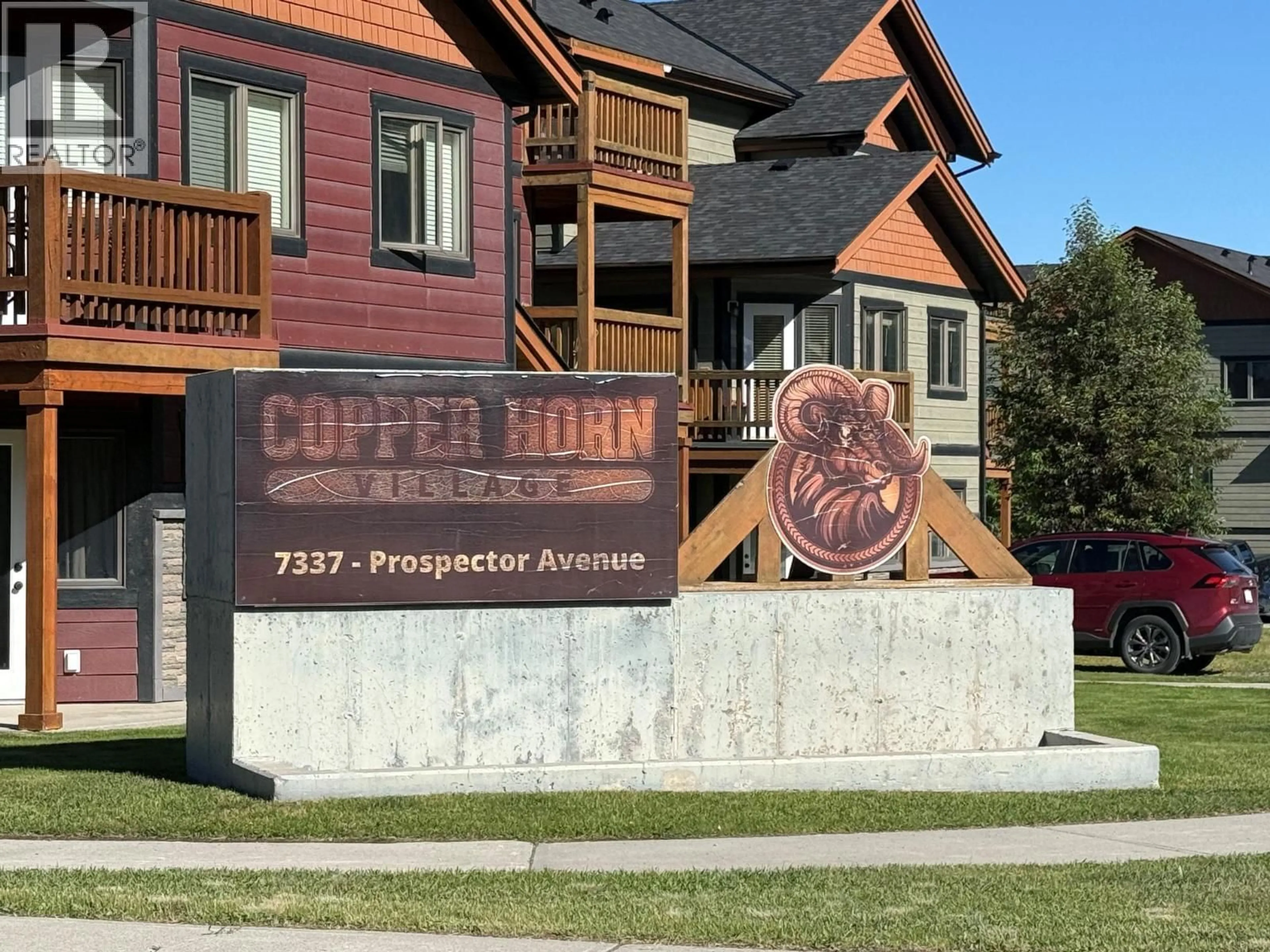 Unknown for 204 - 7337 PROSPECTOR AVENUE, Radium Hot Springs British Columbia V0A1M0