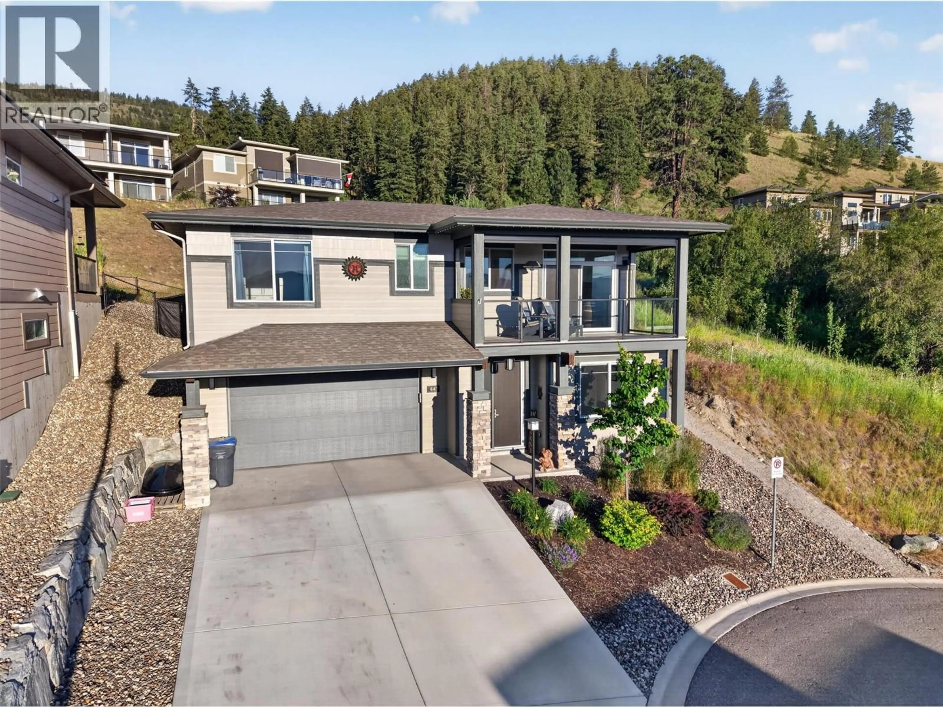 Home with vinyl exterior material, unknown for 1449 TOWER RANCH DRIVE, Kelowna British Columbia V1P1T8