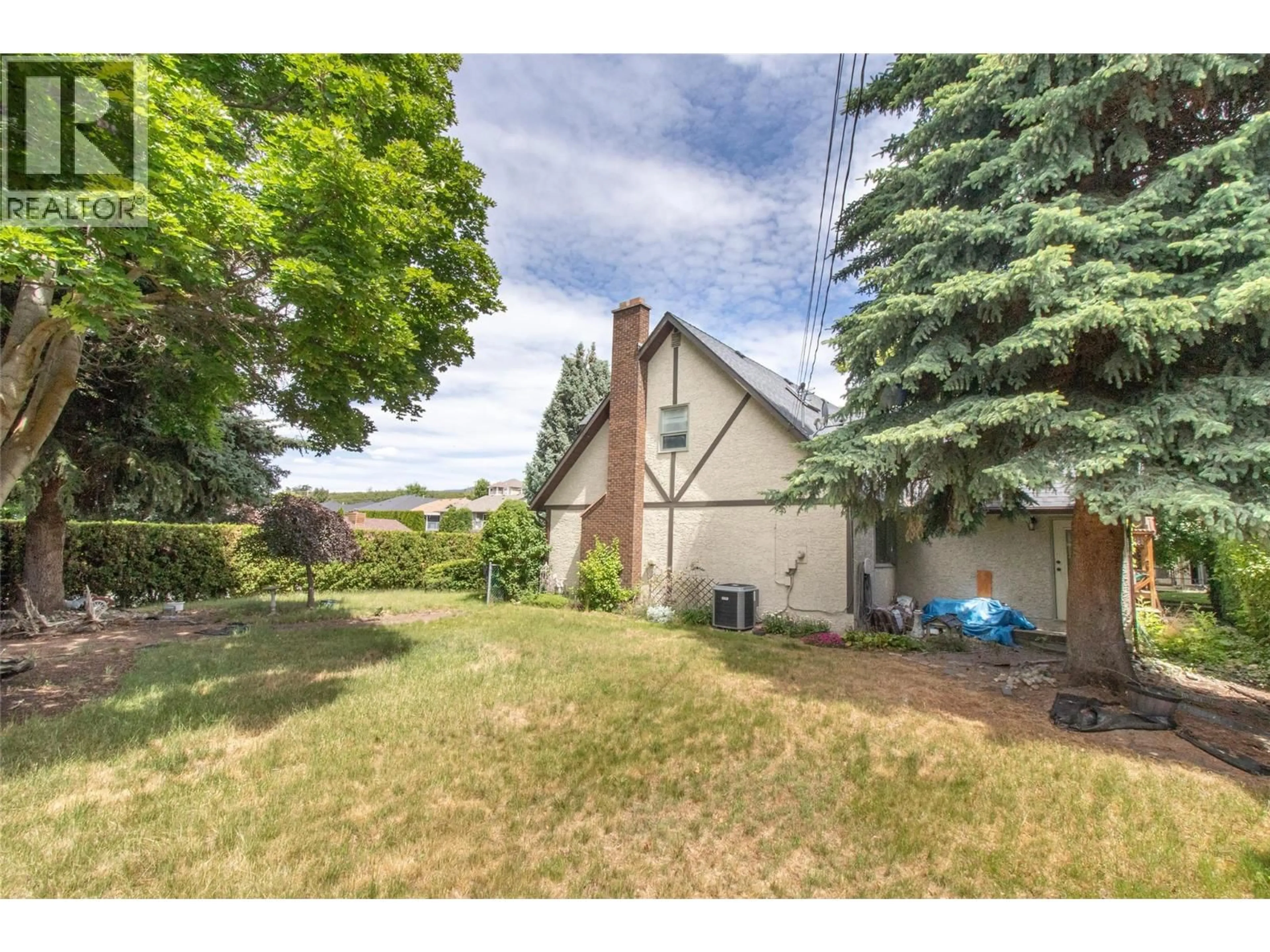 Unknown for 685 STETSON COURT, Kelowna British Columbia V1X6J7