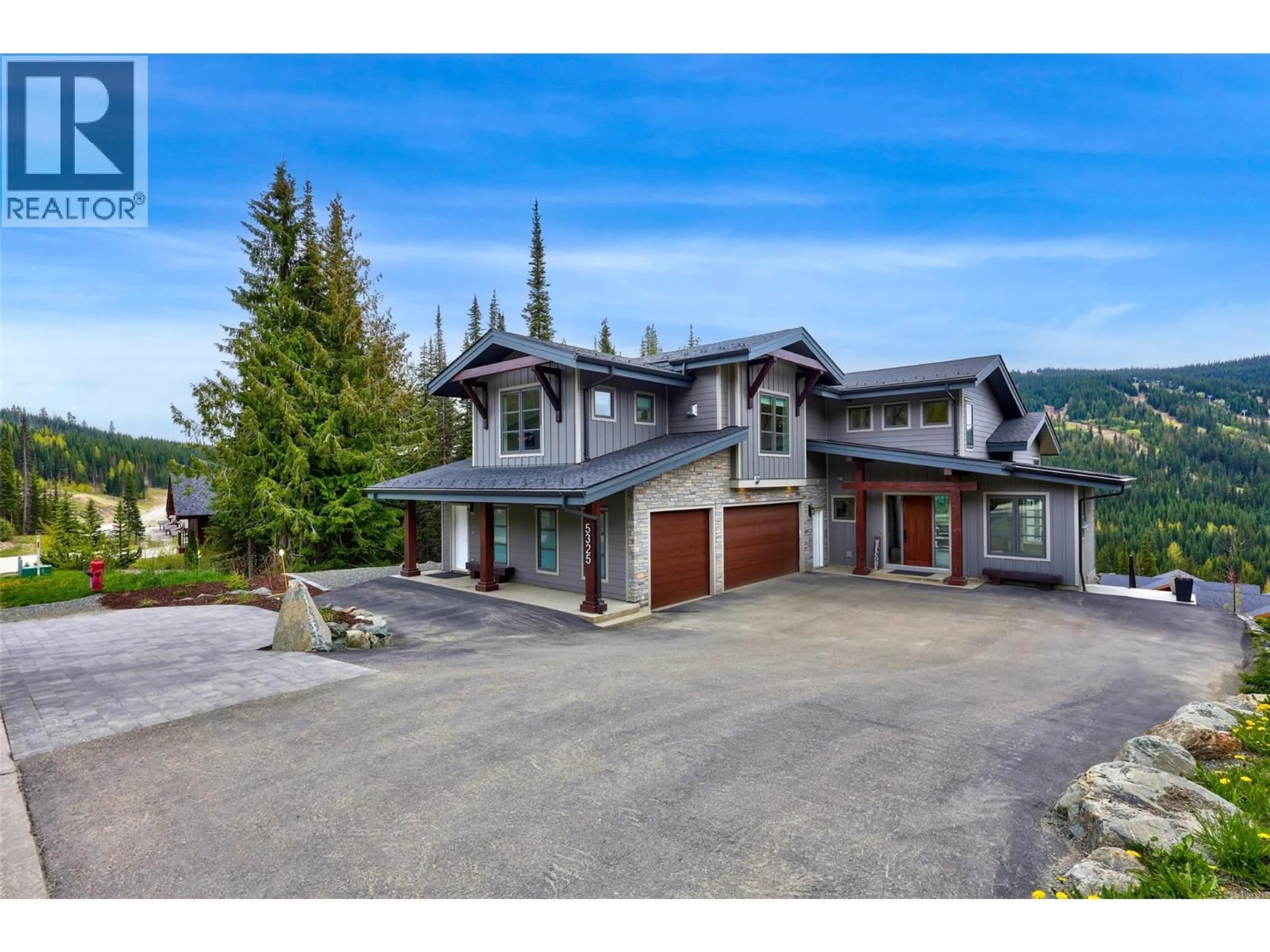 A pic from outside/outdoor area/front of a property/back of a property/a pic from drone, mountain view for 5325 LOOKOUT RIDGE DRIVE, Sun Peaks British Columbia V0E5N0