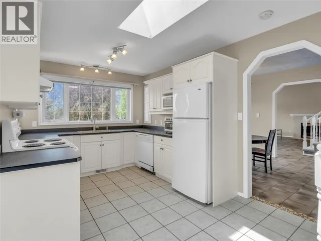 1357 PEACHCLIFF PLACE, Okanagan Falls 5