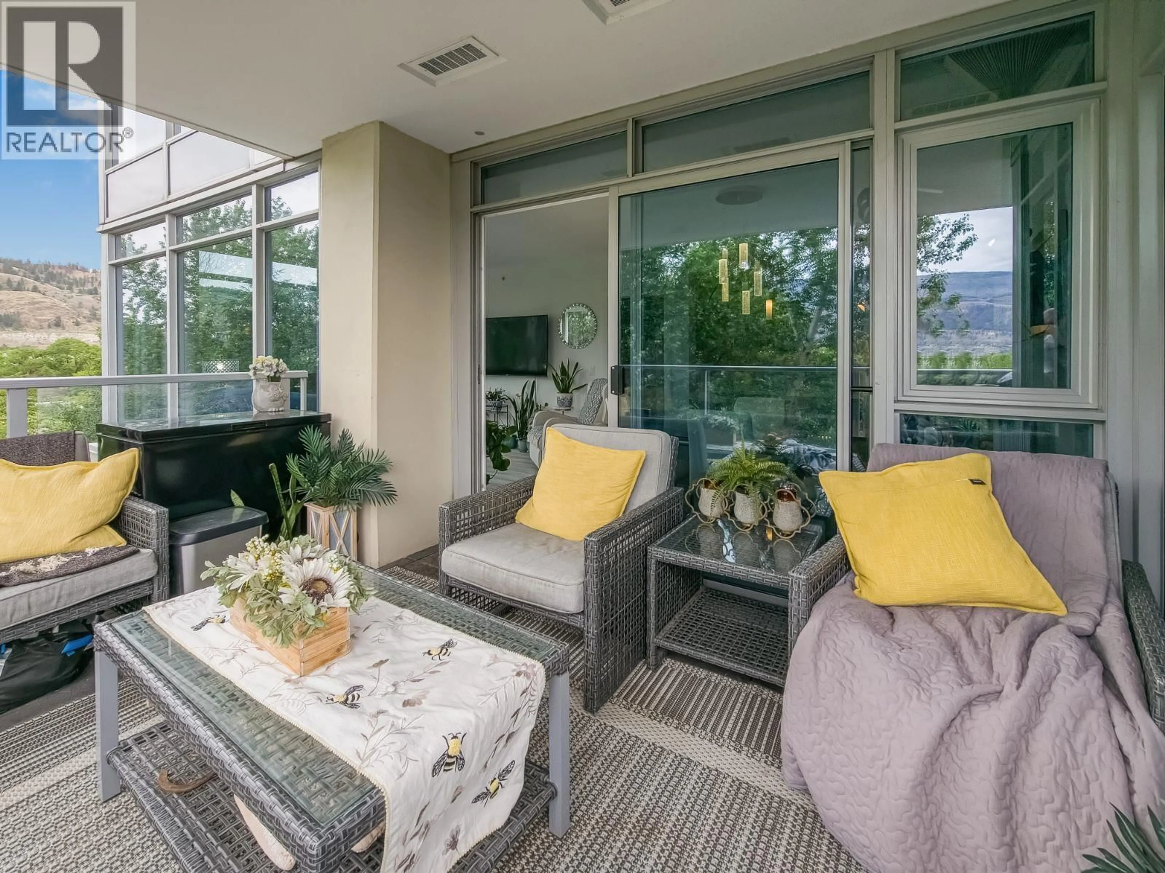 Patio, unknown for 401 - 1075 SUNSET DRIVE, Kelowna British Columbia V1Y9Y9