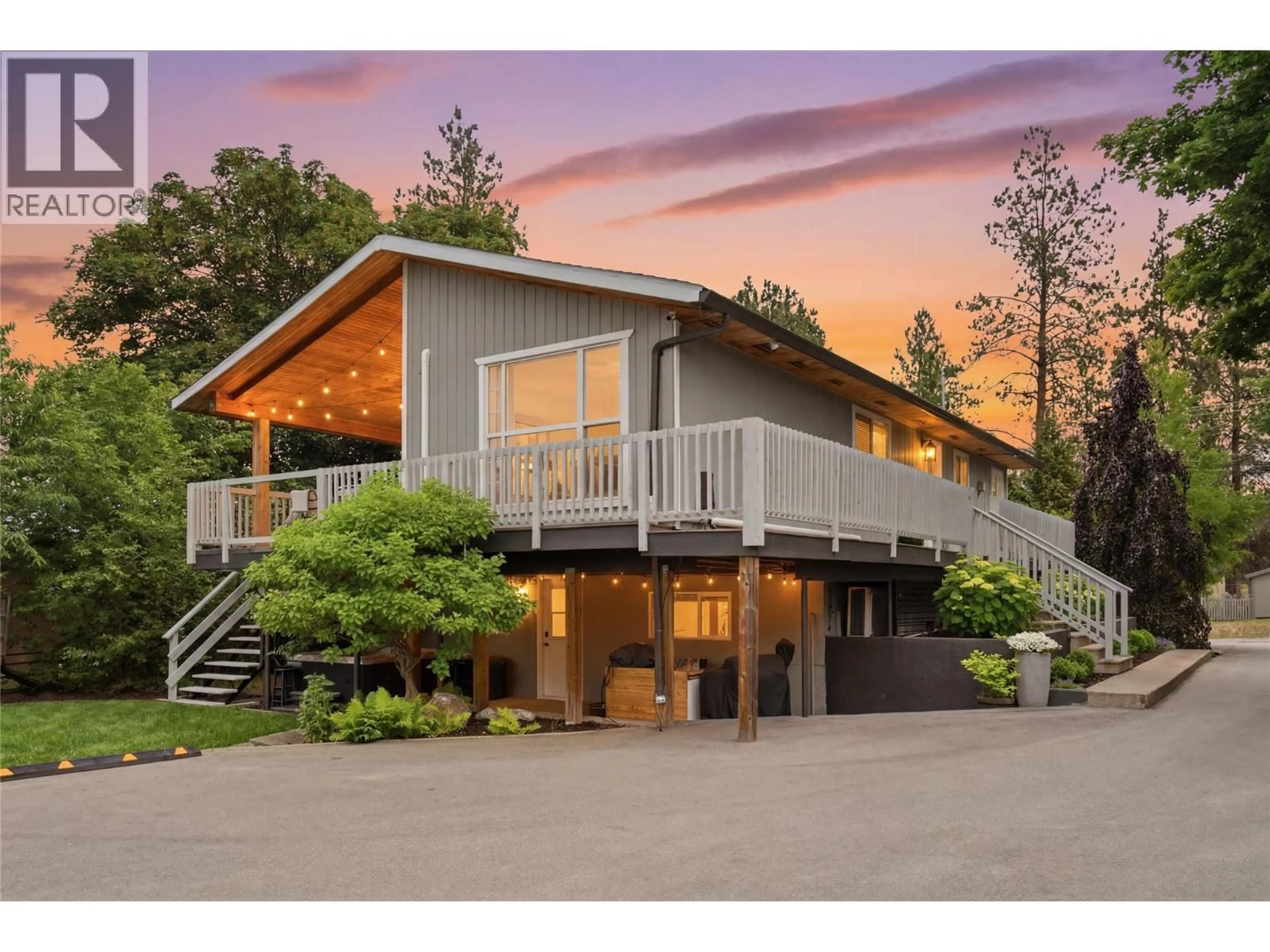 Home with vinyl exterior material, mountain view for 2668 LONGHILL ROAD, Kelowna British Columbia V1V2G5