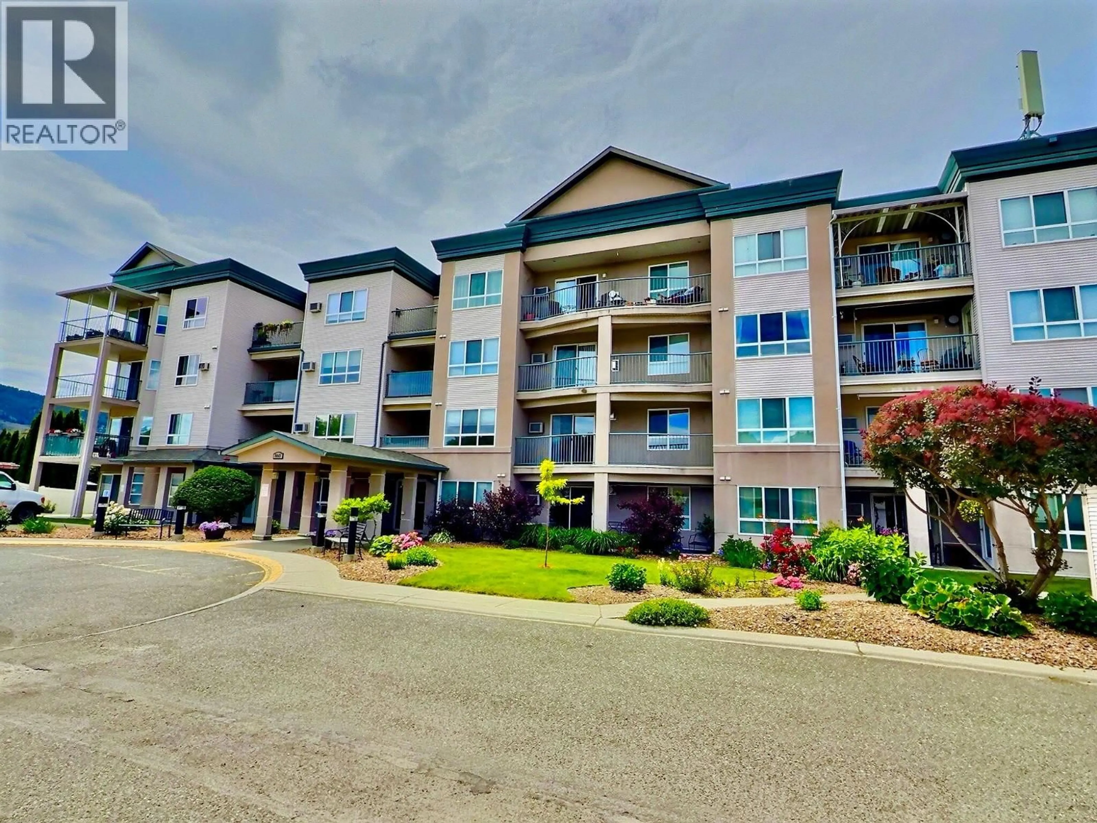 A pic from outside/outdoor area/front of a property/back of a property/a pic from drone, unknown for 214 - 860 NICOLANI DRIVE, Kamloops British Columbia V2B5B3