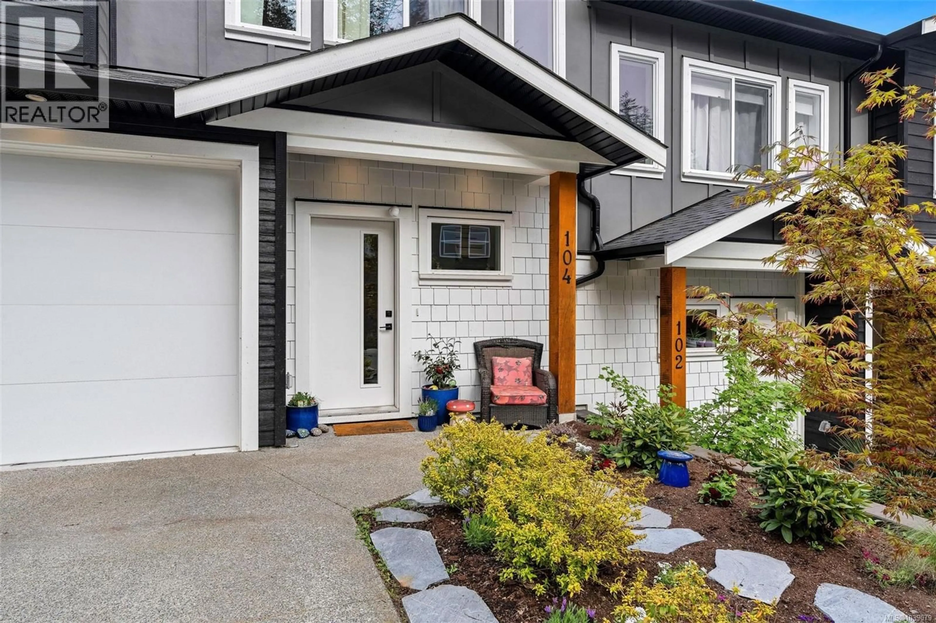 Unknown for 104 - 2379 LUND ROAD, View Royal British Columbia V9B0S9