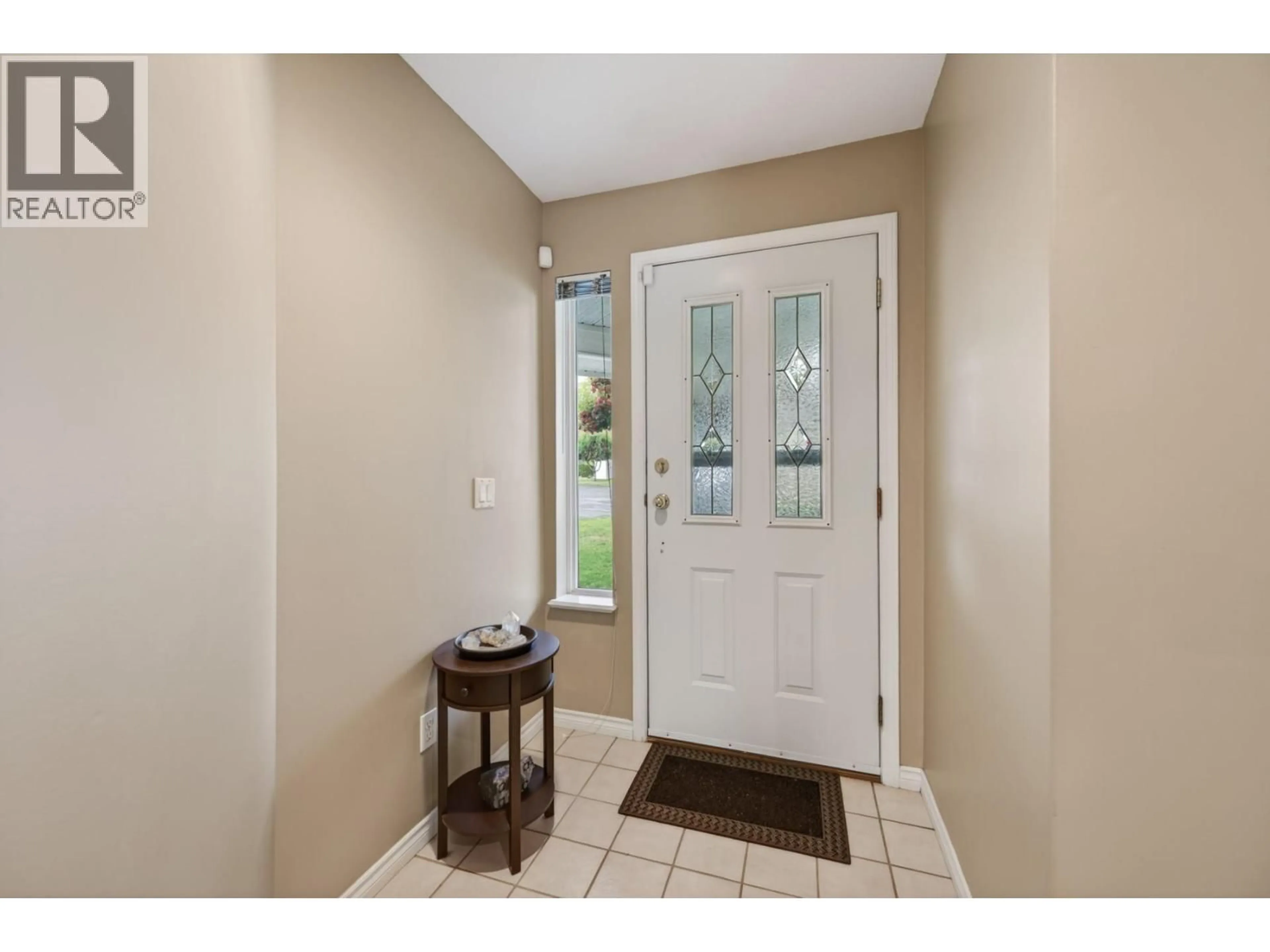 Indoor entryway for 9 - 807 RAILWAY AVENUE, Ashcroft British Columbia V0K1A0