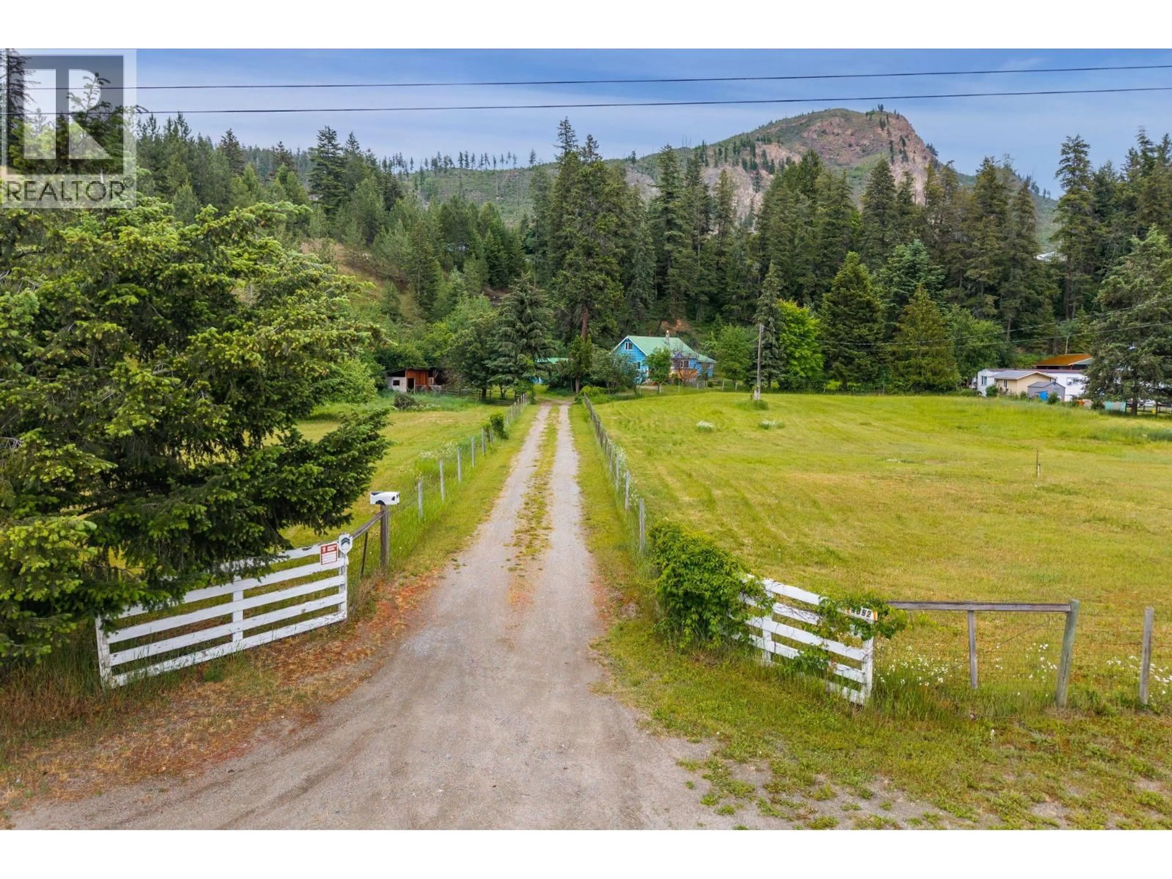 A pic from outside/outdoor area/front of a property/back of a property/a pic from drone, mountain view for 4392 BARRIERE TOWN ROAD, Barriere British Columbia V0E1E0