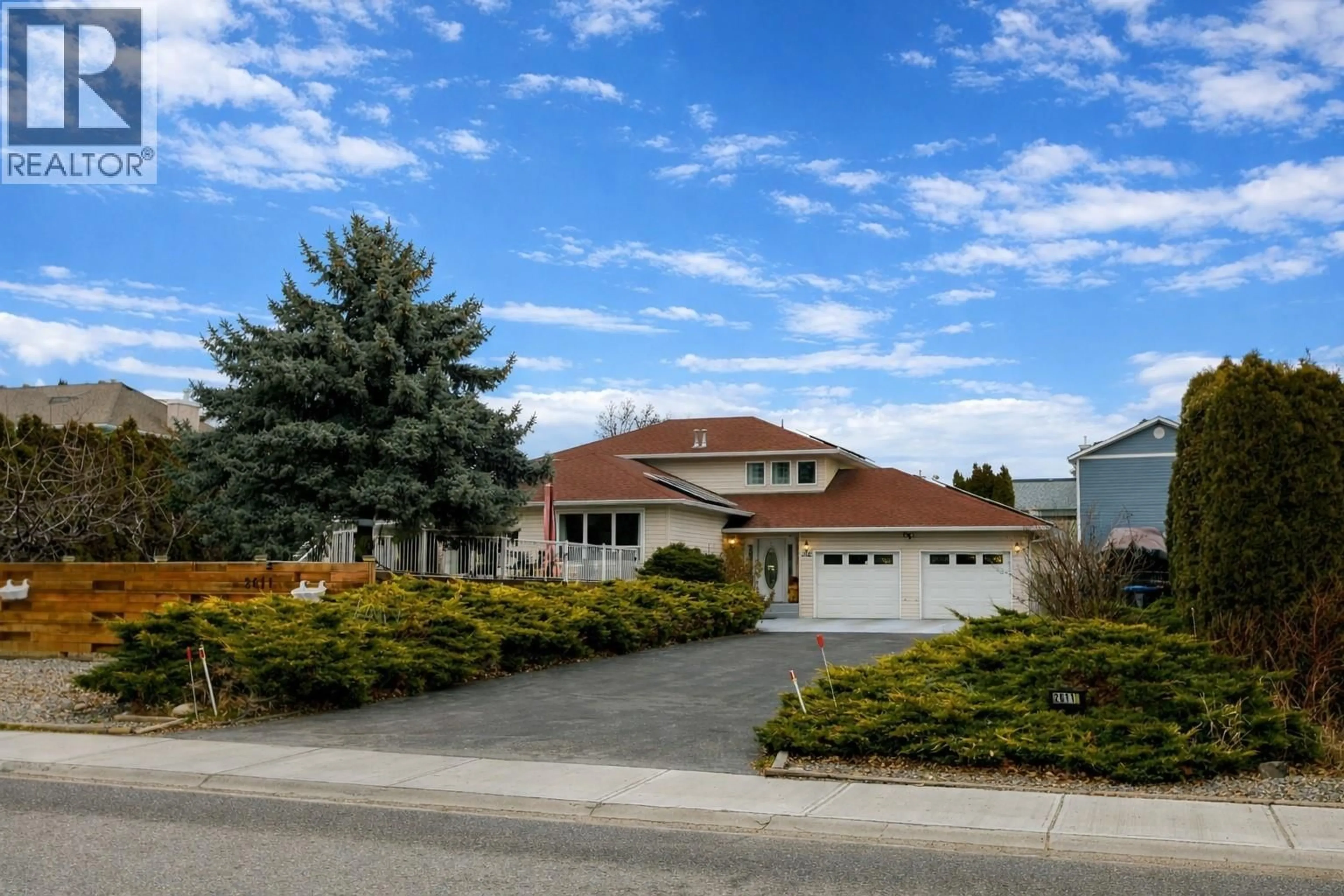 Home with vinyl exterior material, street for 2611 GUIDI ROAD, West Kelowna British Columbia V1Z3J9