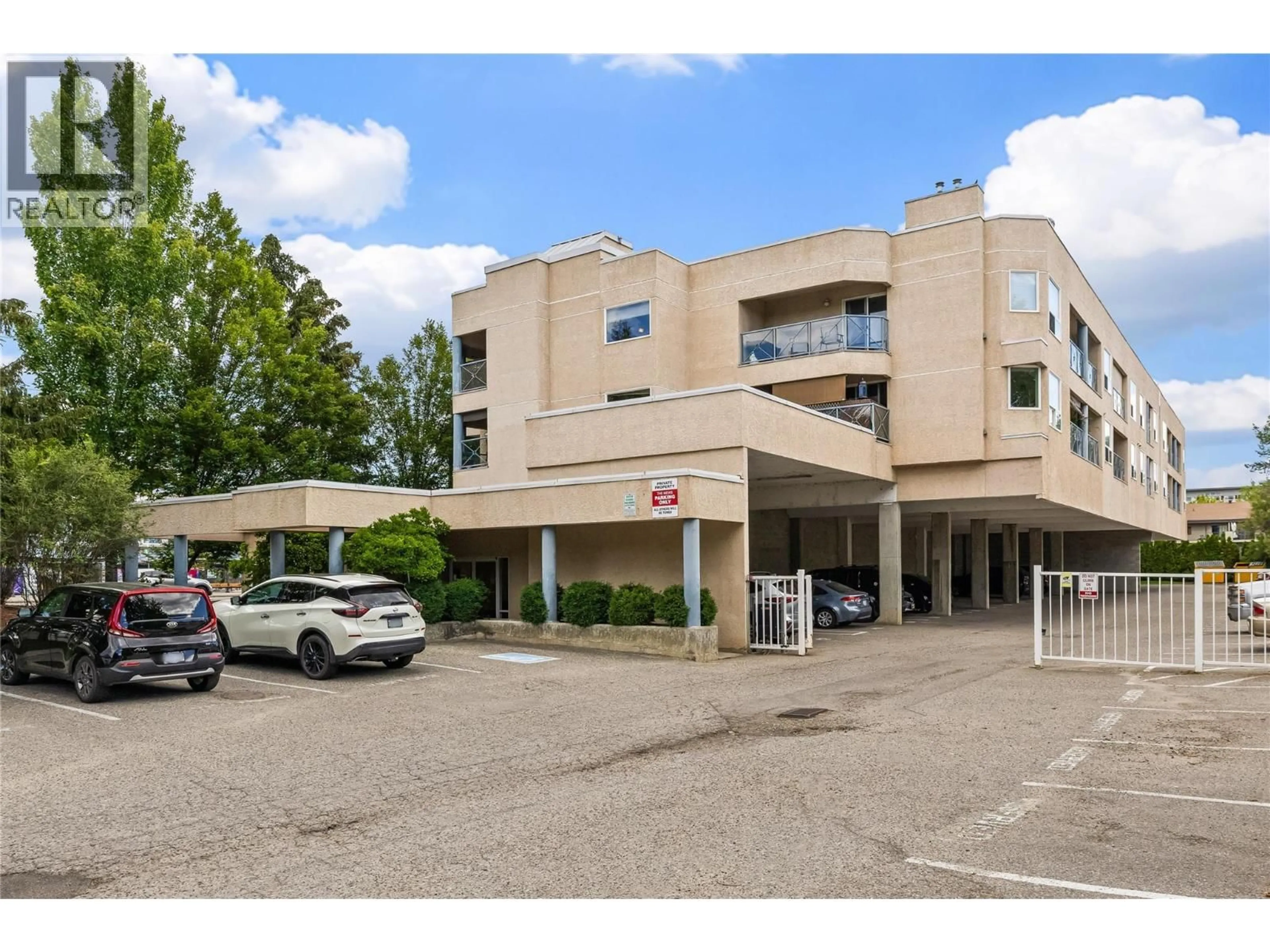 Unknown for 401 - 3115 DE MONTREUIL COURT, Kelowna British Columbia V1W3W1