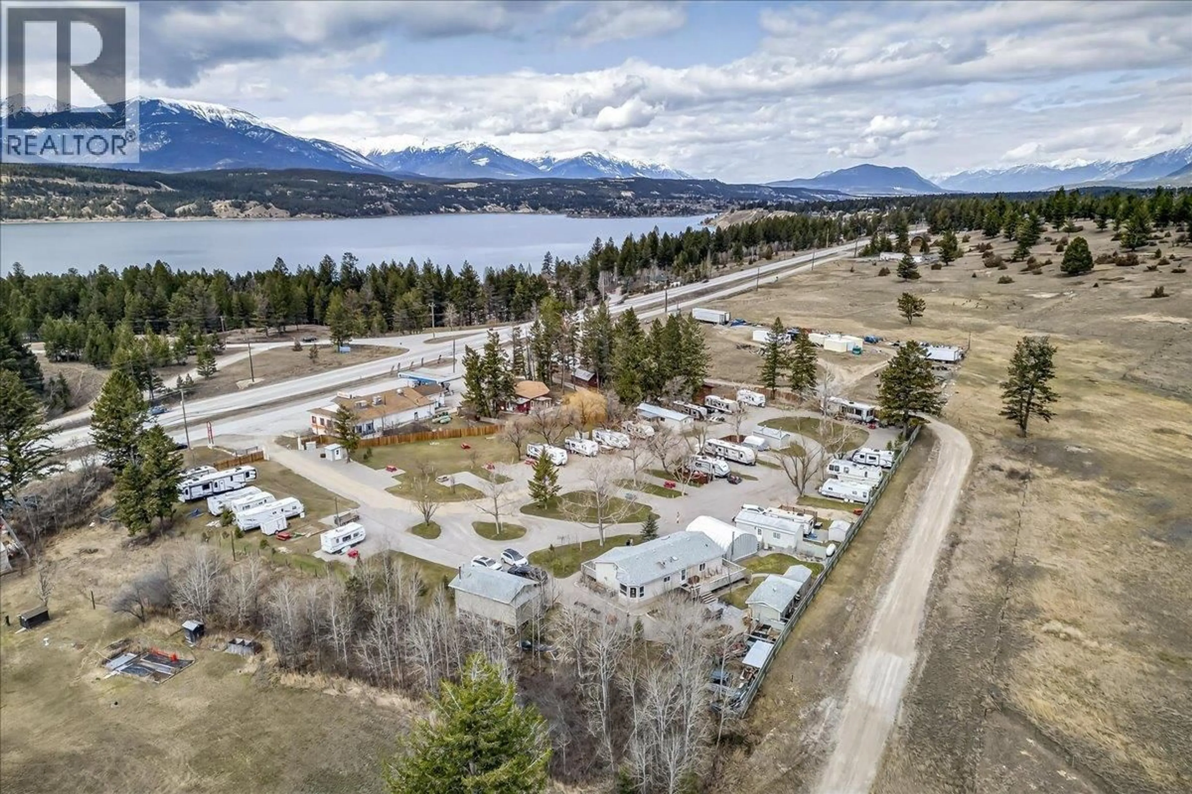A pic from outside/outdoor area/front of a property/back of a property/a pic from drone, mountain view for 1474 93 95 HIGHWAY, Windermere British Columbia V0B2L1