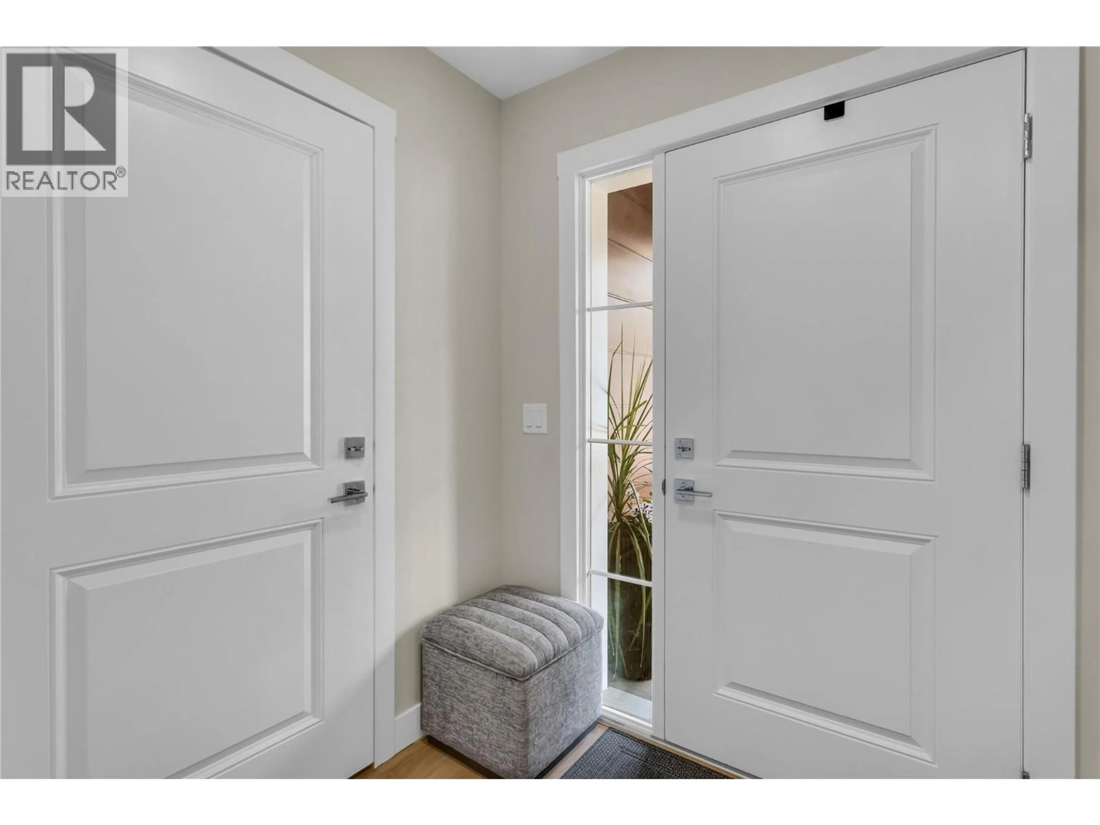 Indoor entryway for 159 - 4025 GELLATLY ROAD, West Kelowna British Columbia V4T0E6