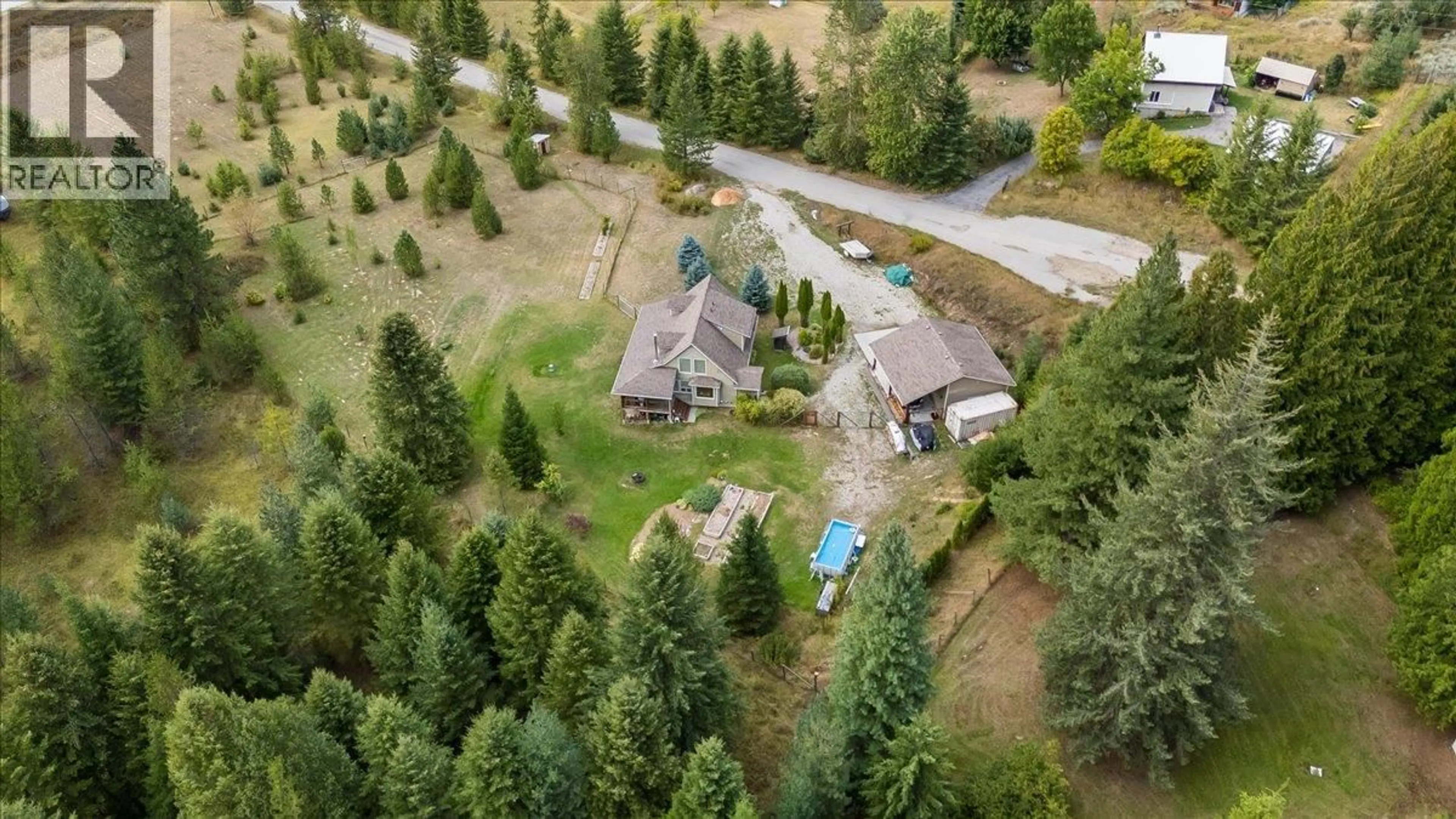 A pic from outside/outdoor area/front of a property/back of a property/a pic from drone, unknown for 955 CEDAR BRAE ROAD, Glade British Columbia V1N4R5