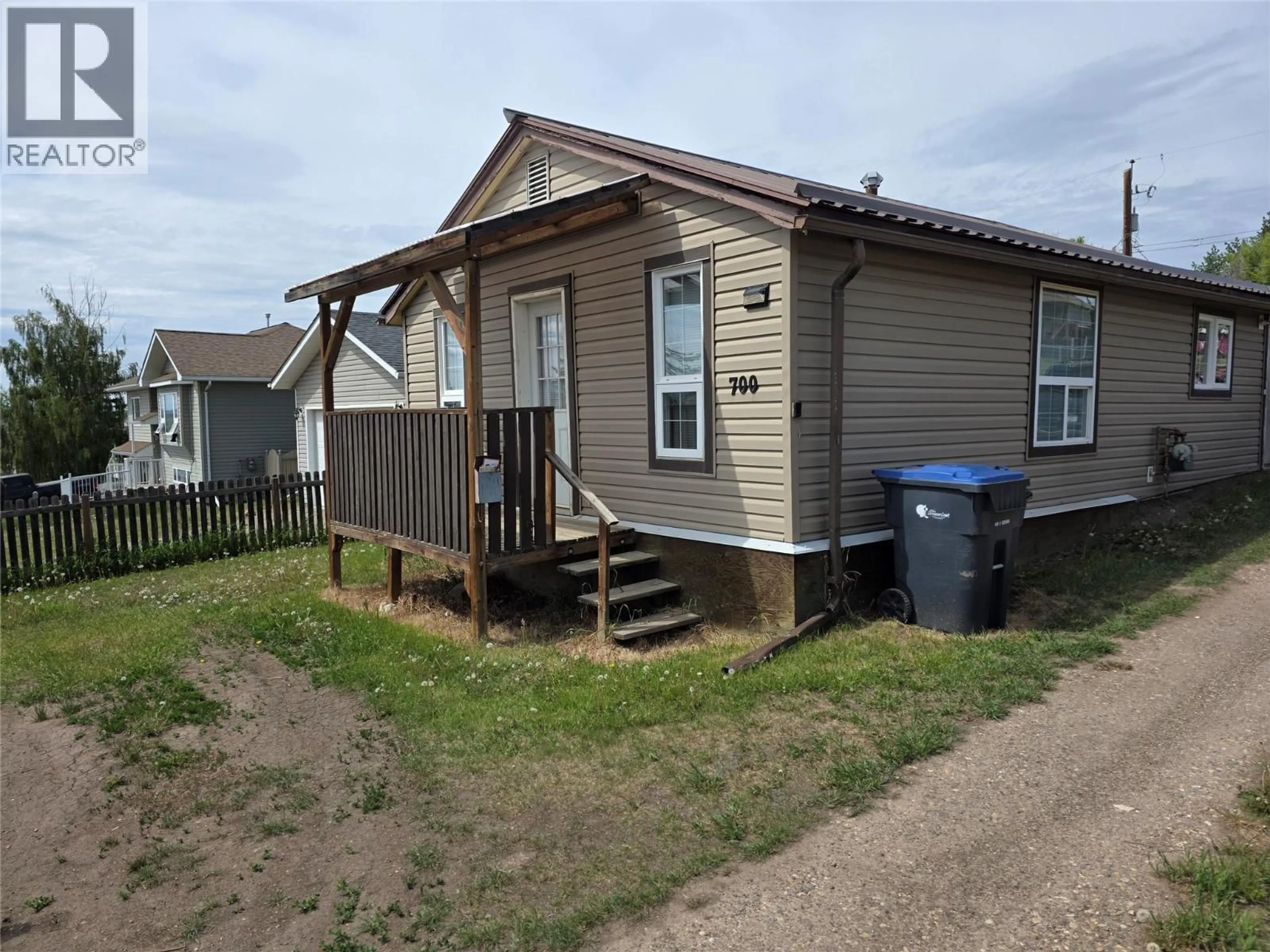 Shed for 700 99 AVENUE, Dawson Creek British Columbia V1G1T4