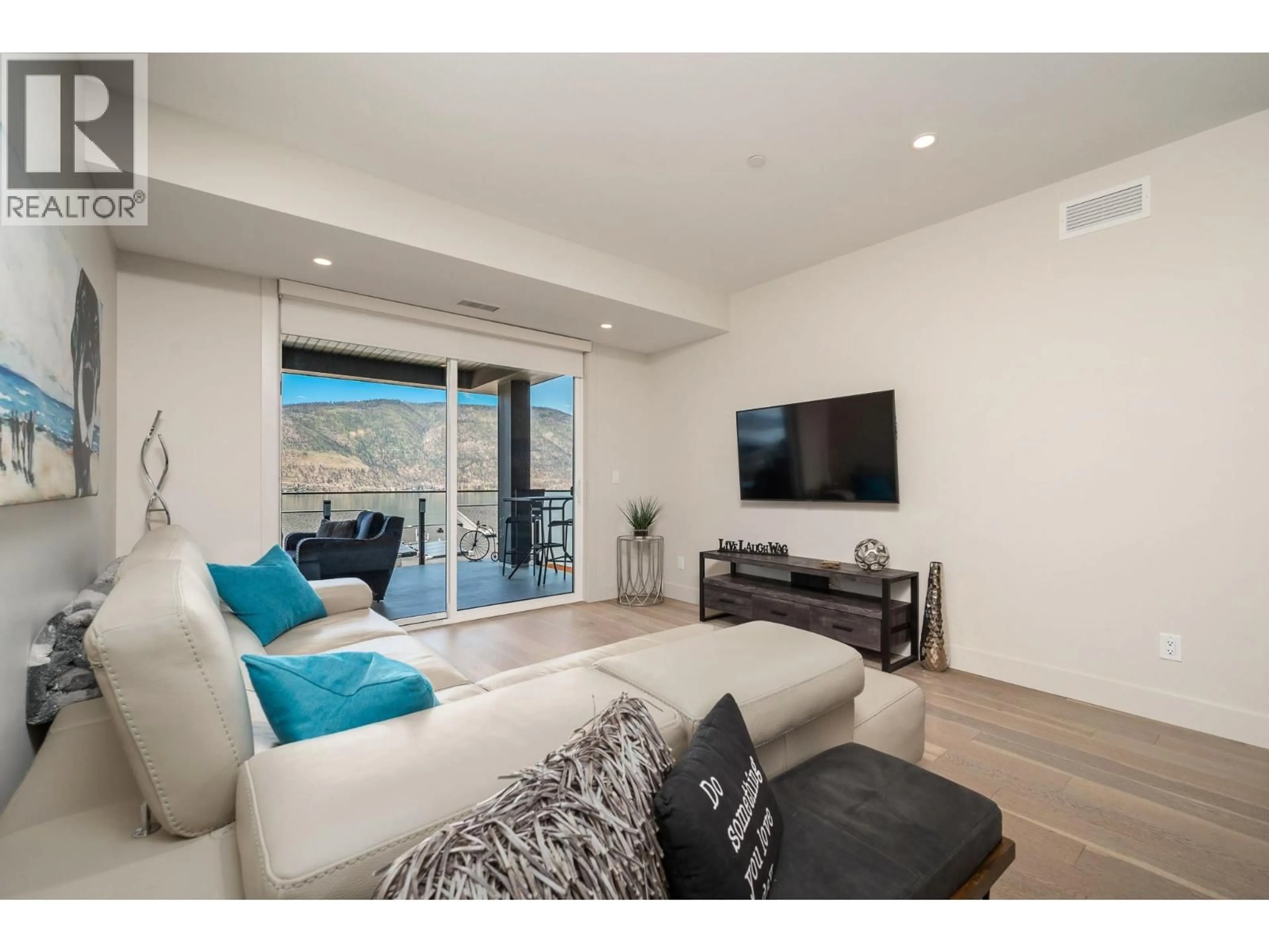 Living room with furniture, unknown for 211 - 3475 GRANITE CLOSE, Kelowna British Columbia V1V0B9