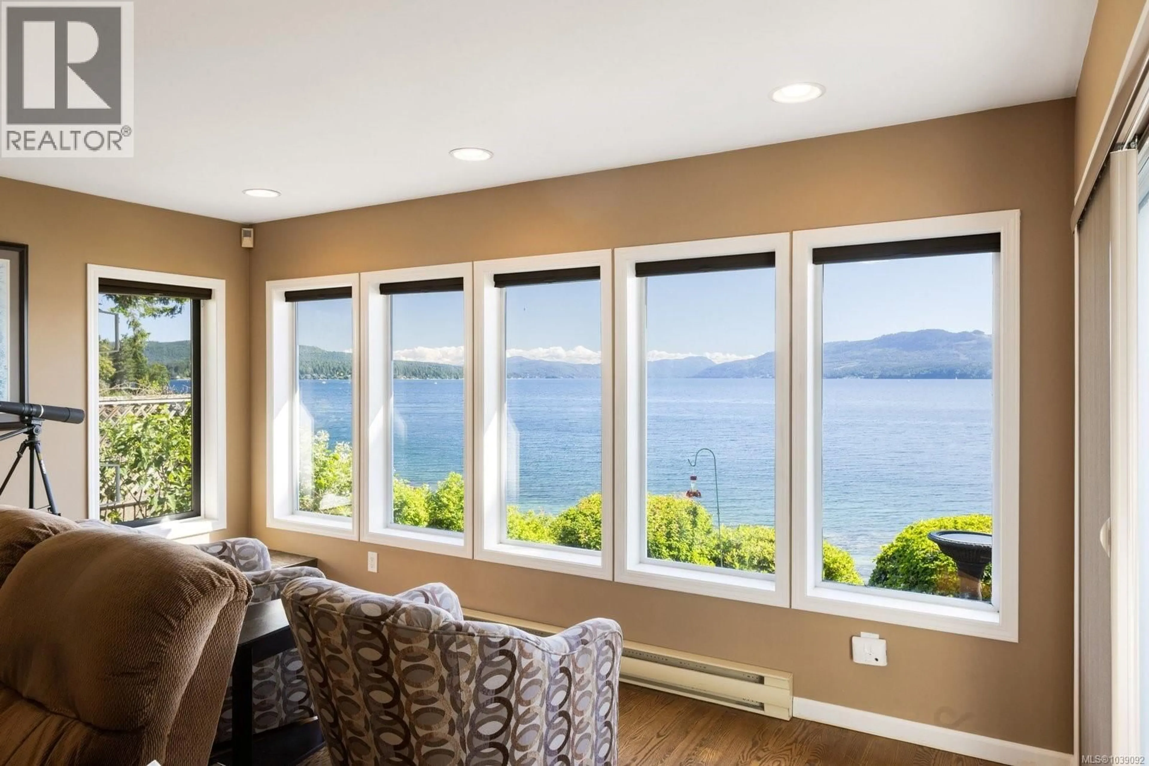 Unknown for 10652 MADRONA DRIVE, North Saanich British Columbia V8L5L8