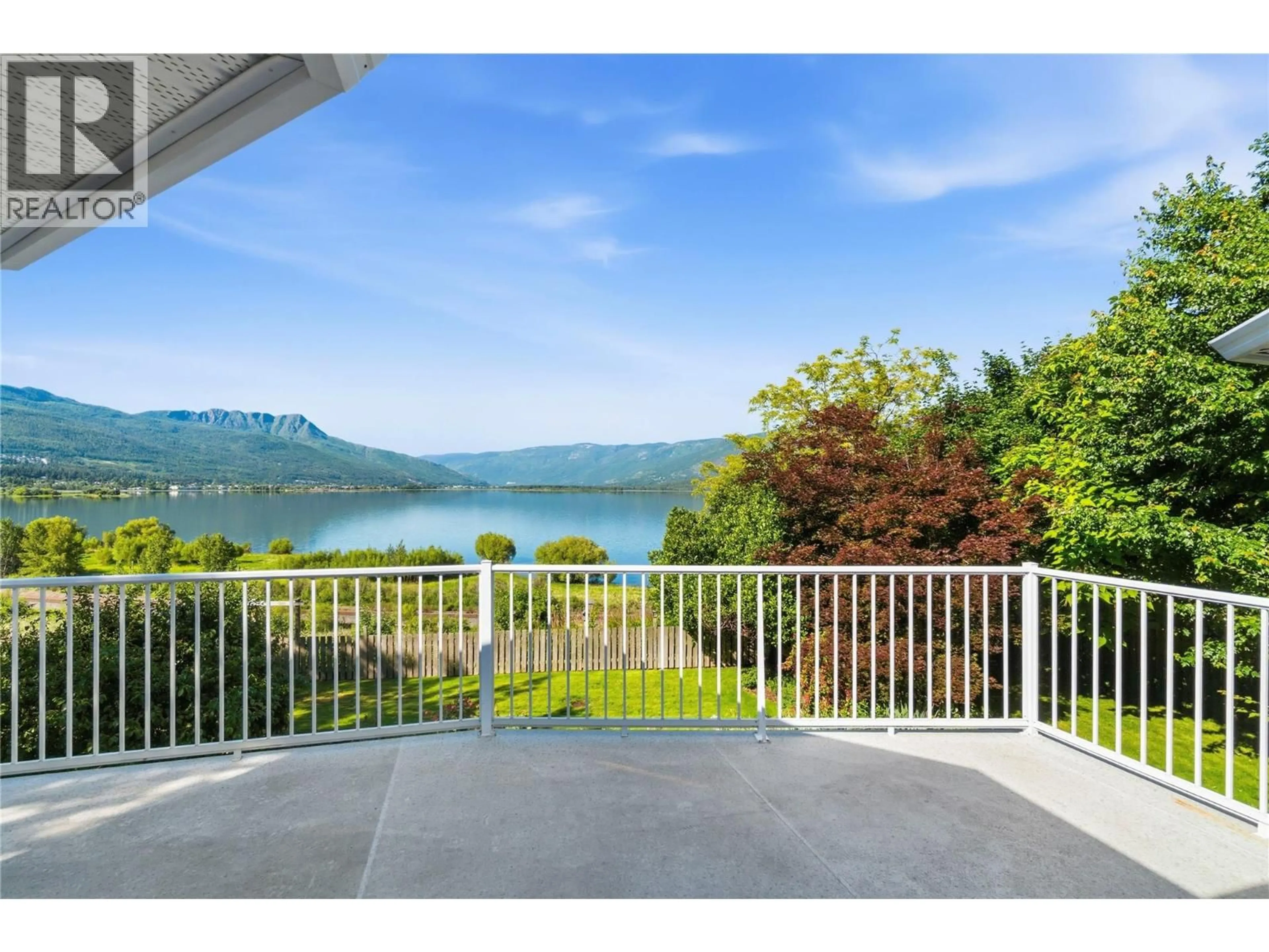 Patio, water/lake/river/ocean view for 4551 13 STREET NORTHEAST, Salmon Arm British Columbia V1E1E3