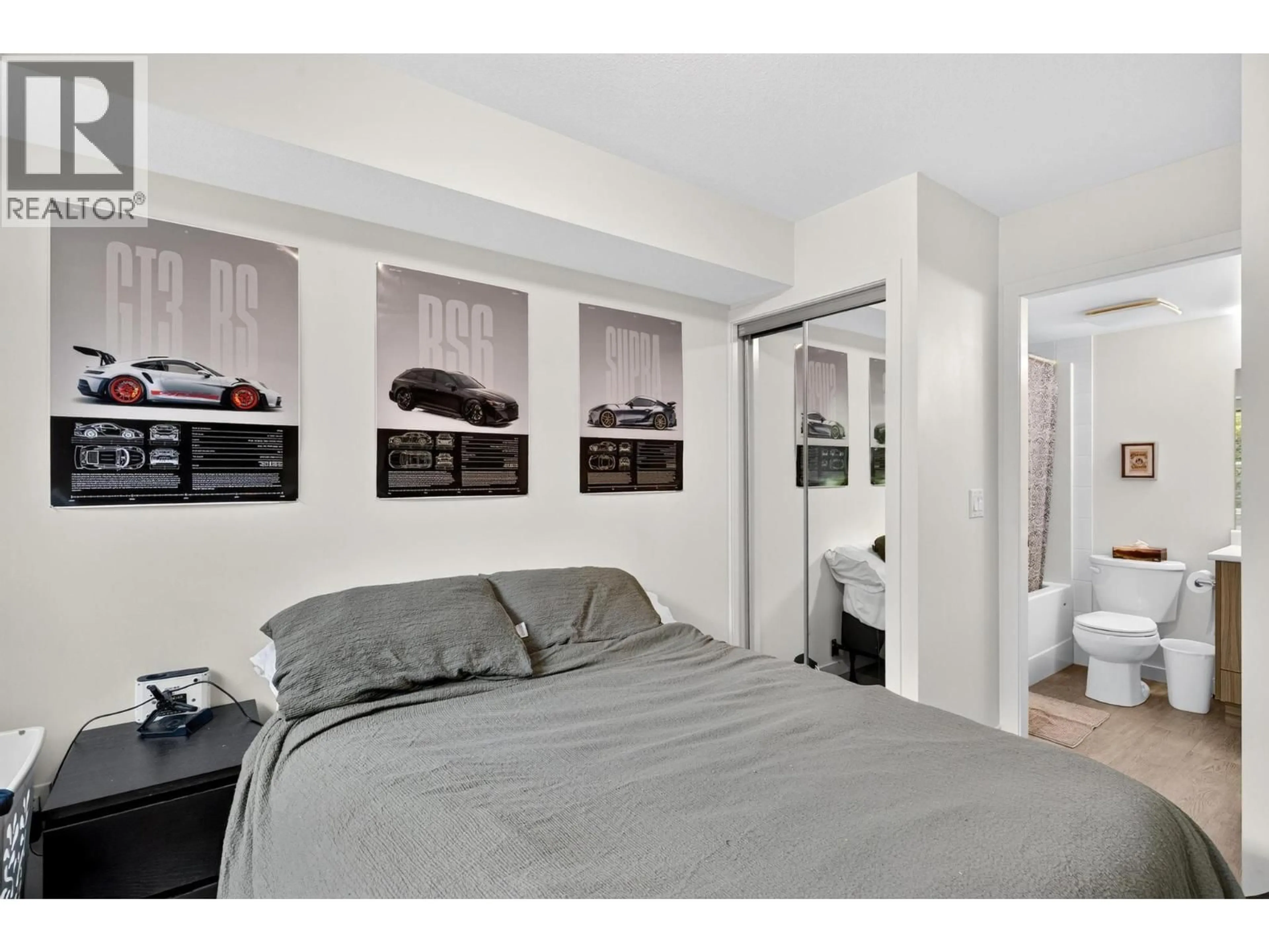 Bedroom with bed, unknown for 111 - 655 ACADEMY WAY, Kelowna British Columbia V1V0C8