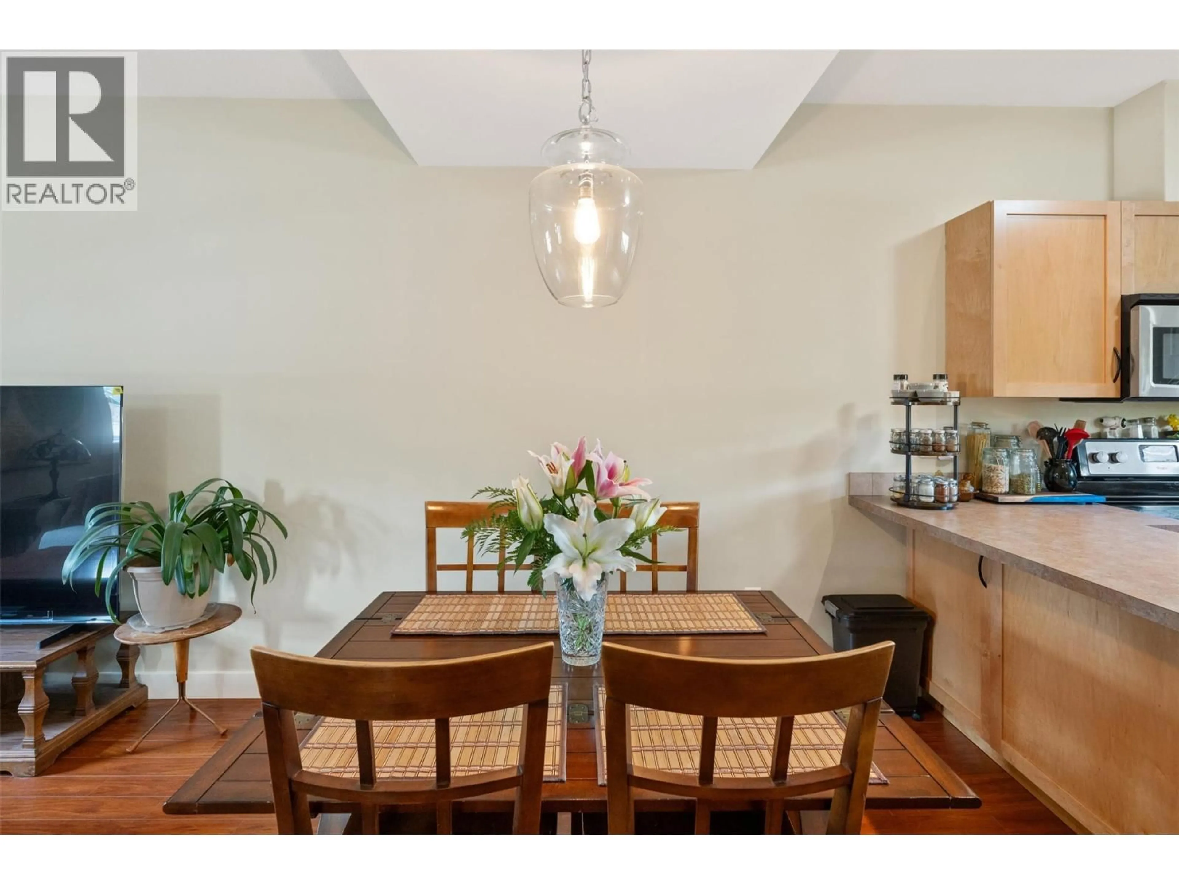 Dining room, unknown for 103 - 123 GREEN AVENUE WEST, Penticton British Columbia V2A3S9